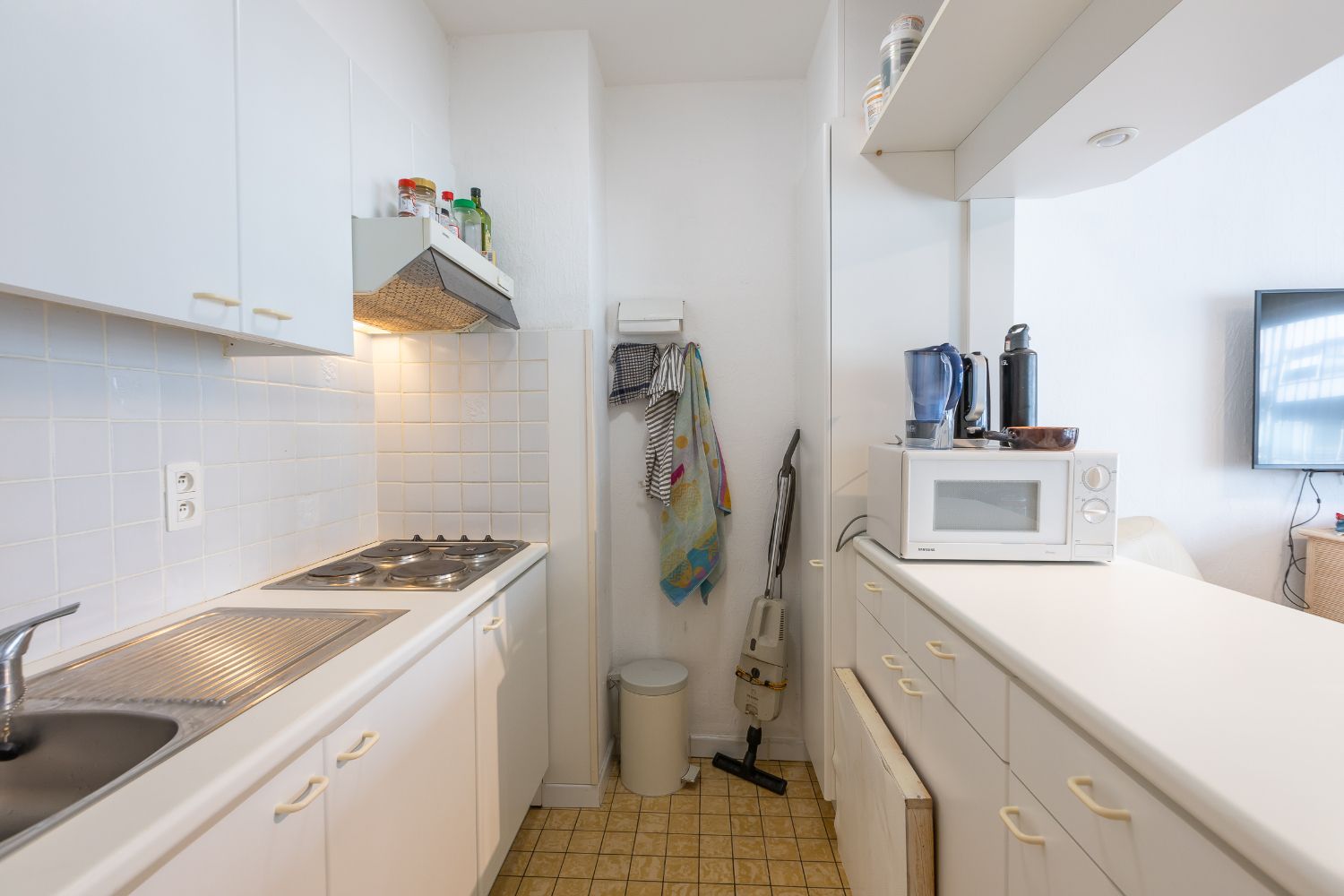 Gemeubelde en instapklare studio in Residentie Wimbledon – Middelkerke foto 8