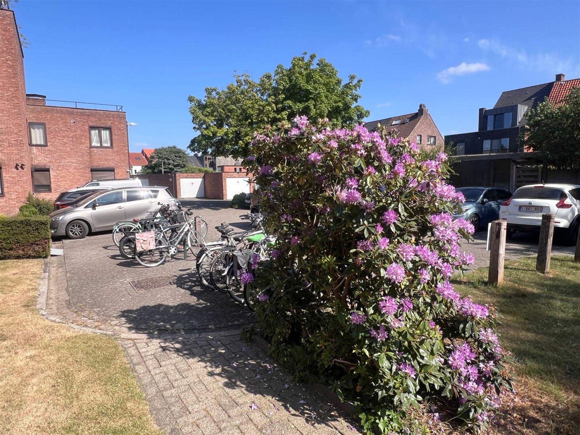In park: gelijkvloers appartement 2 slpks, terras, garage foto 17