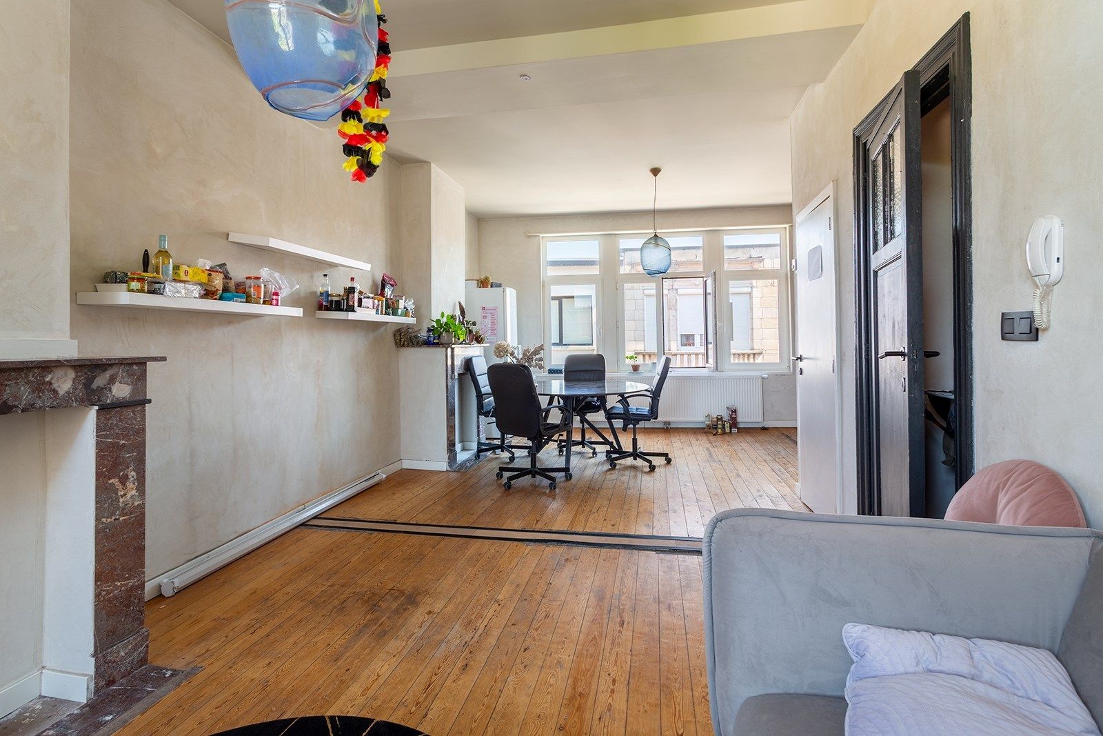 Charmant duplex appartement in authentiek gebouw foto 8