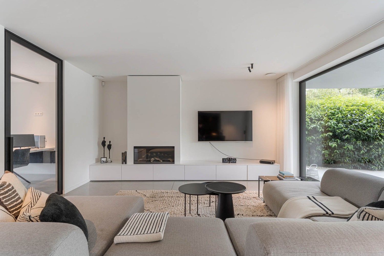 Exclusieve high-end villa met verwarmd zwembad op idyllische toplocatie! foto 14