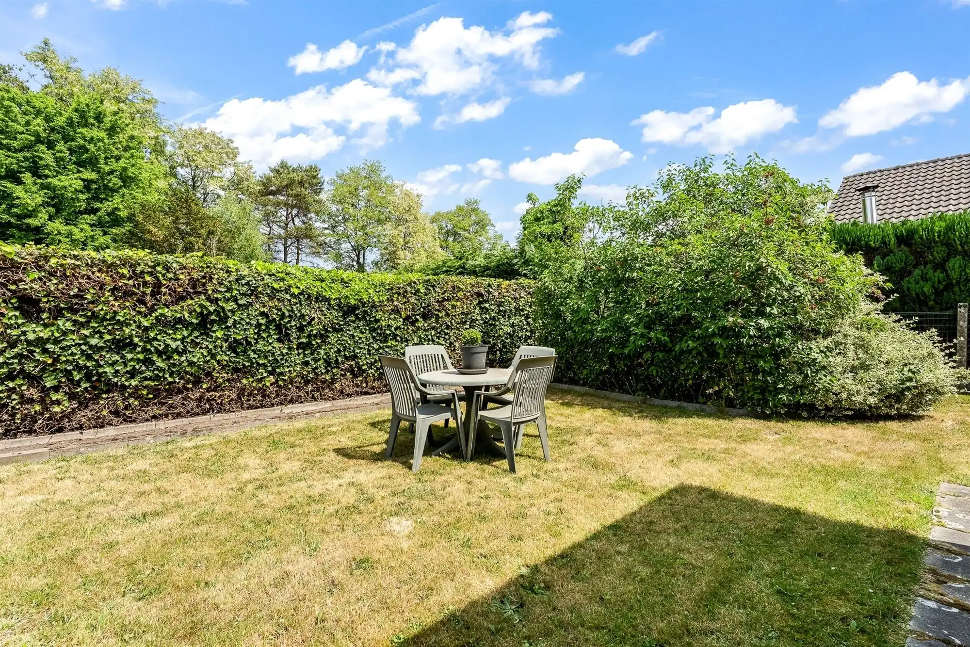 GOED ONDERHOUDEN WONING MET POTENTIEEL OP LEUKE LIGGING! foto 21