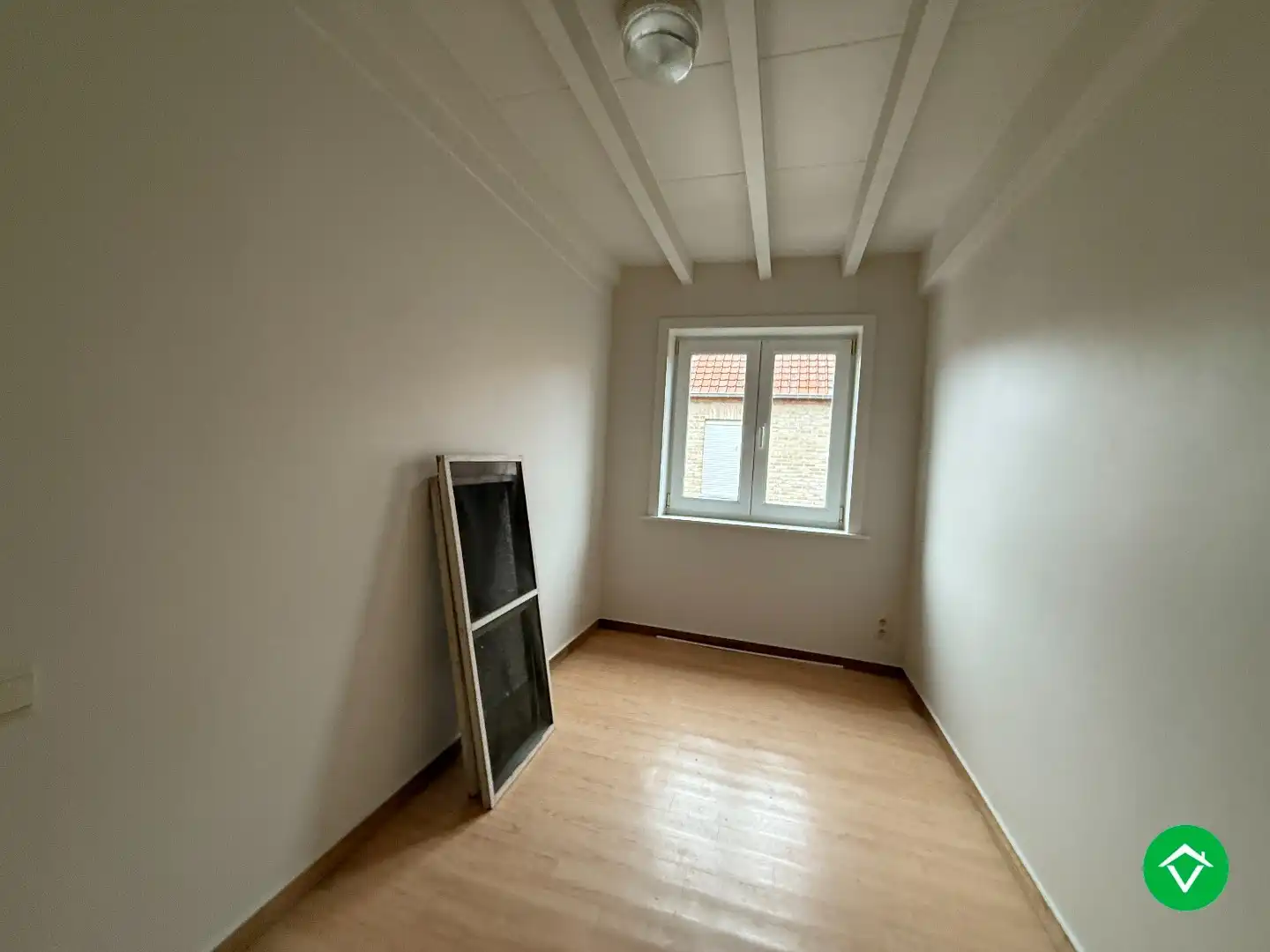 Rijwoning met 4 slaapkamers en terrastuin te Dadizele foto 11