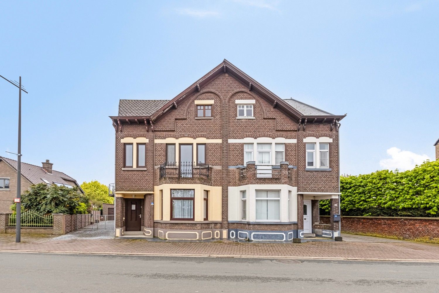 Halfopen woning met veel potentieel op een ruim perceel in Kotem/Maasmechelen foto 2