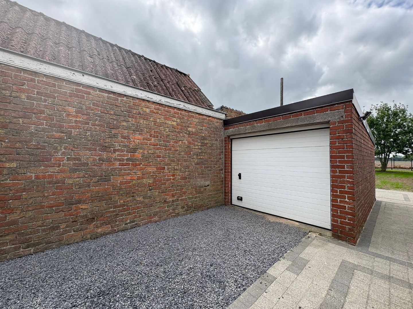 Woning met 2 slaapkamers en garage te Koekelare  foto 12
