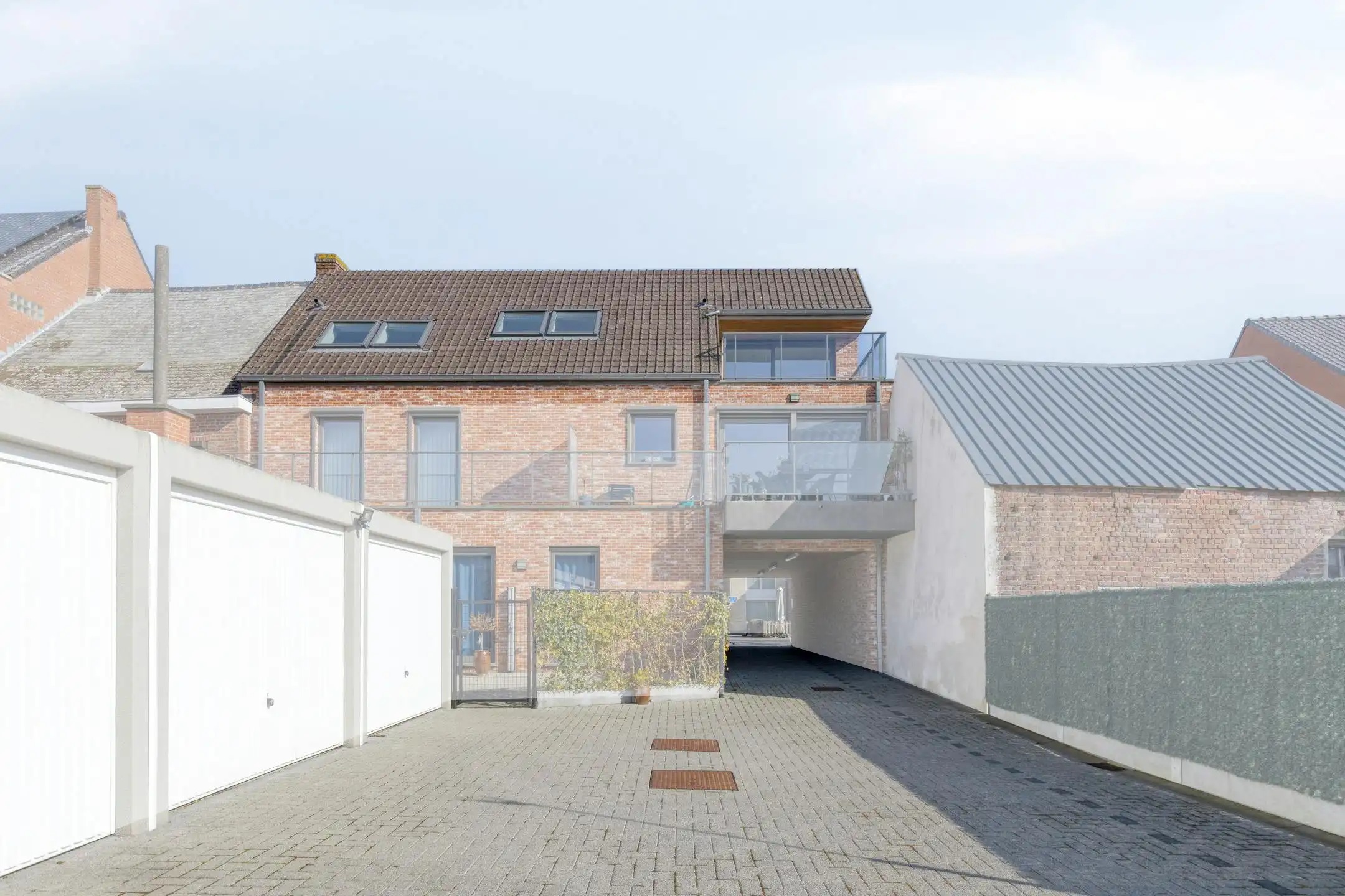 Ruim en lichtrijk appartement in hartje Proven foto 27