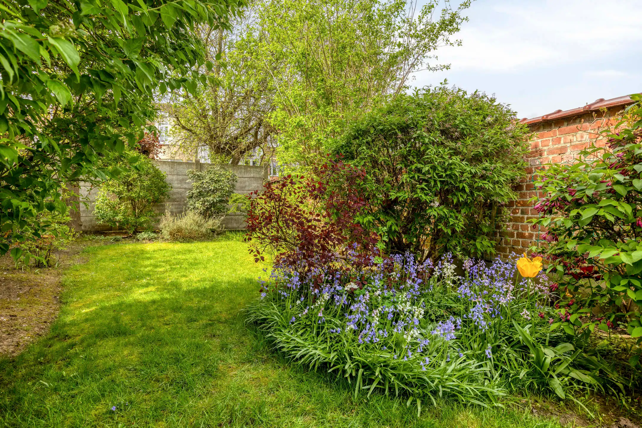 Authentieke villa met 3 kamers, garage en prachtige tuin! foto 20