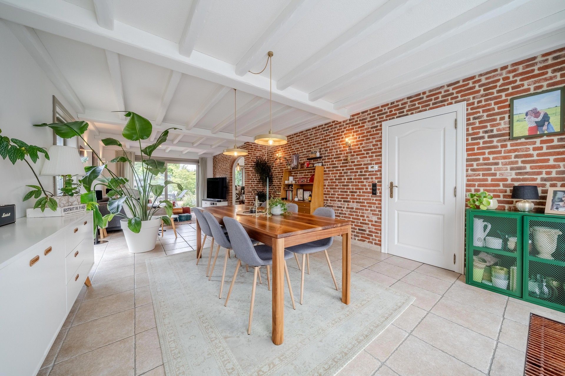 Een karaktervolle, halfopen gezinswoning te Melsele foto 4