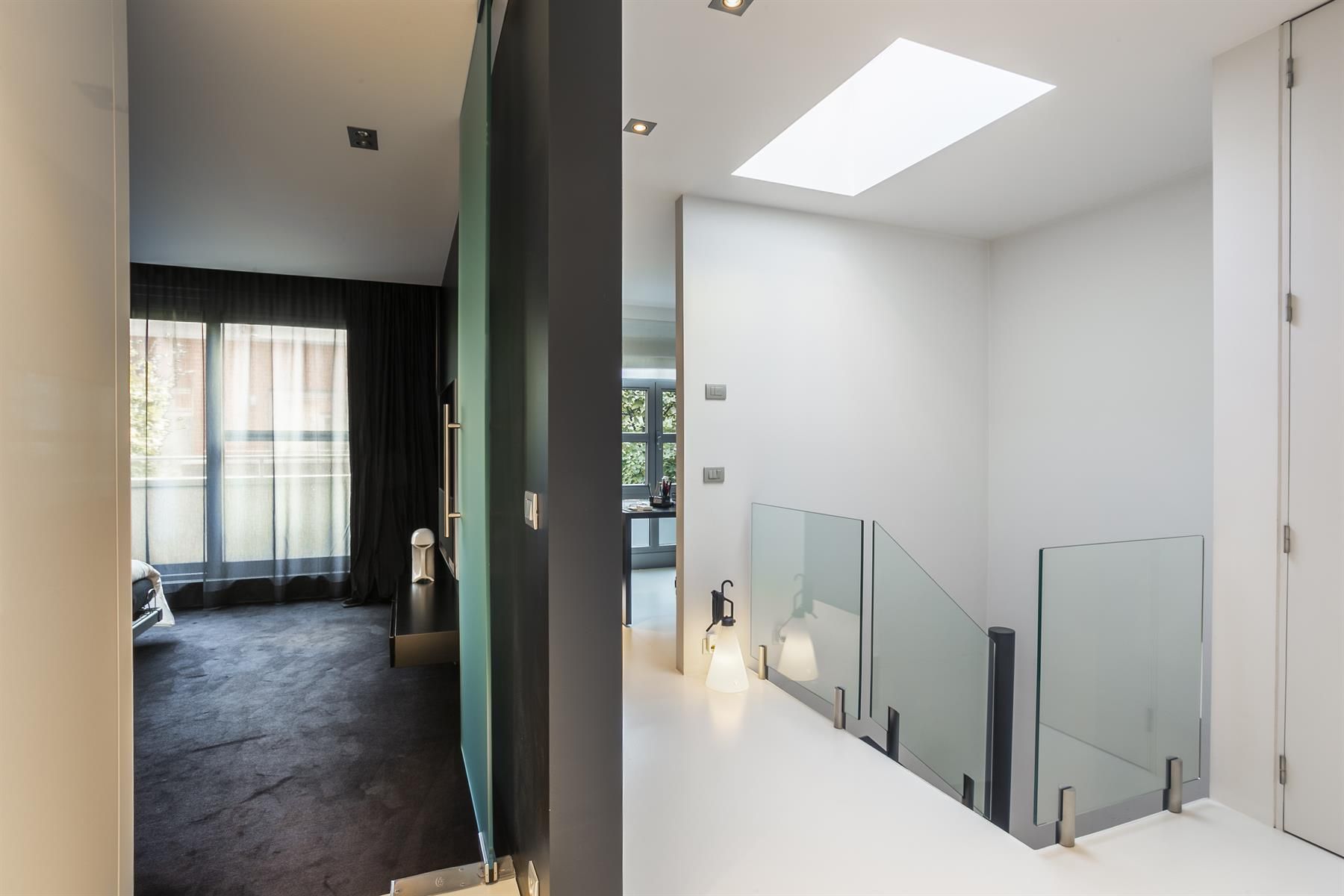 Lichtrijke stadswoning in hartje Zuid met terras foto 11