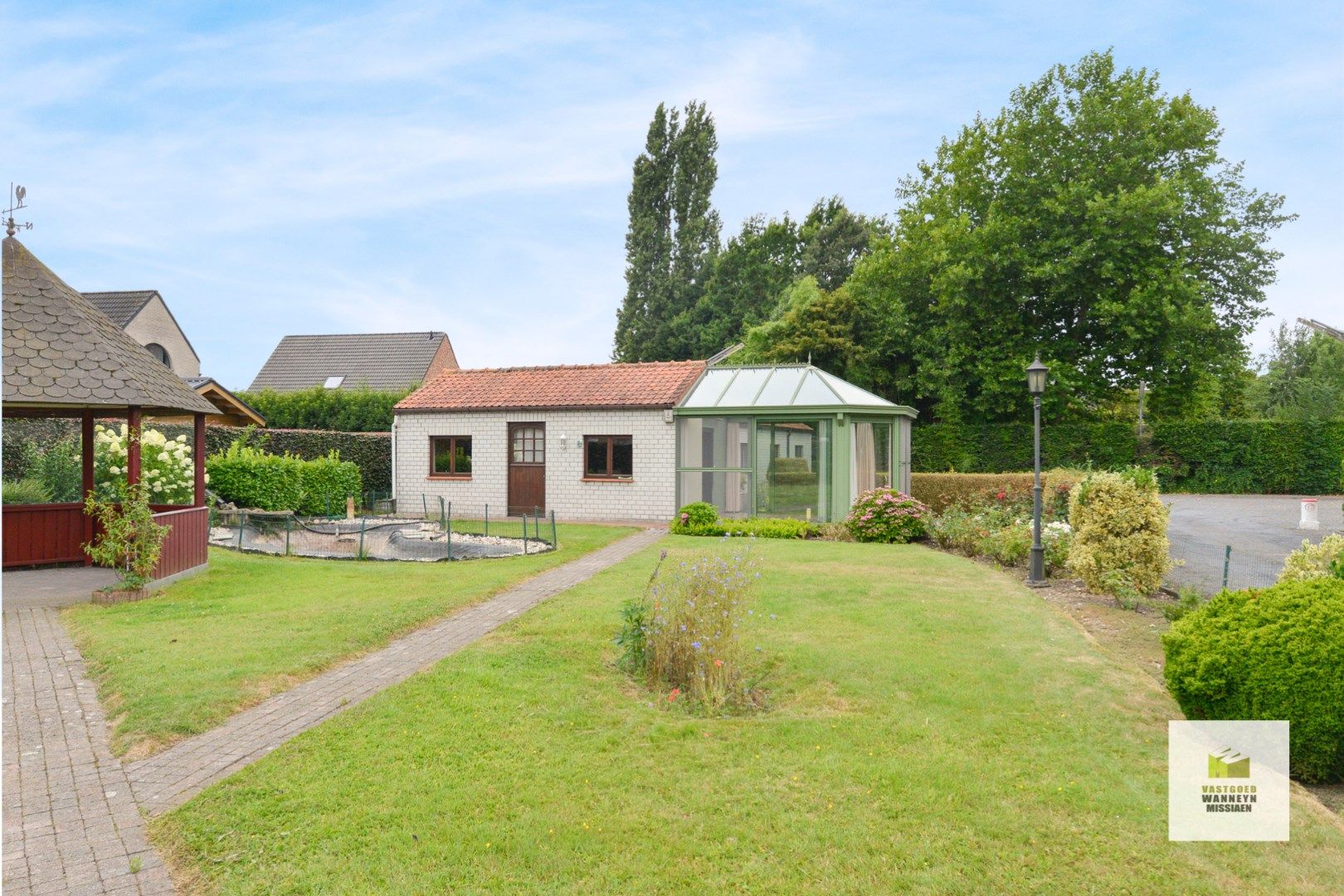 Compacte gelijkvloerse woning met 2 slaapkamers, garage en tuin op 1303m2 foto 5