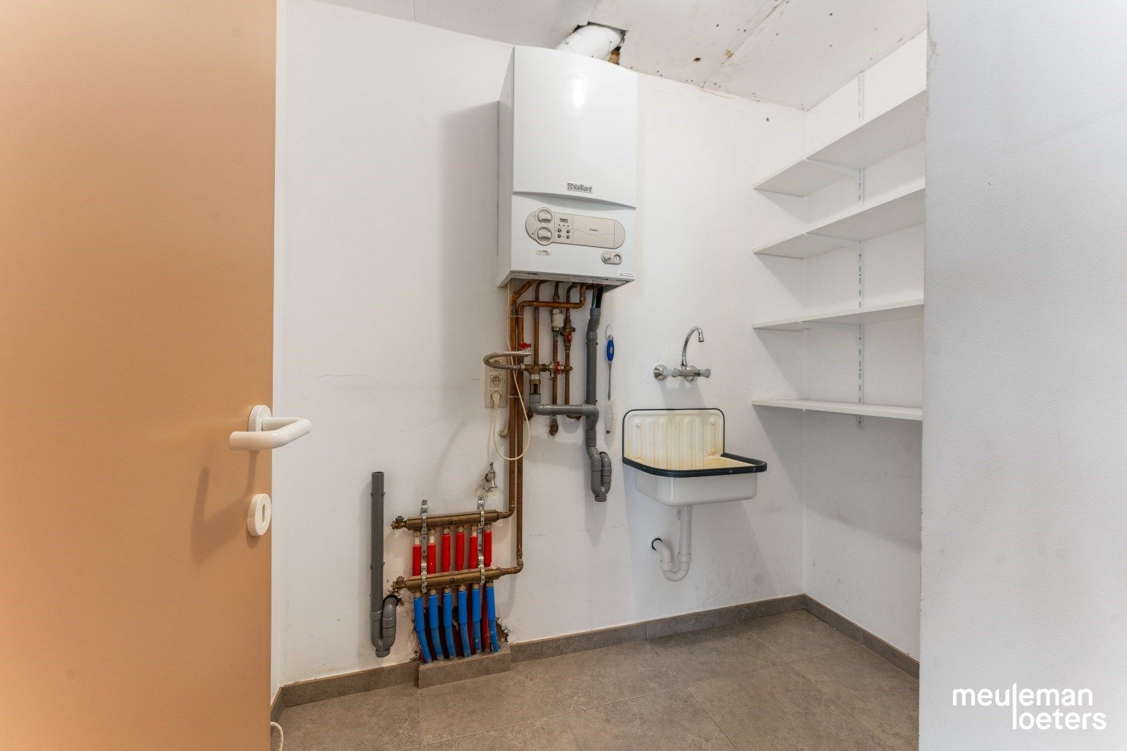 Gelijkvloers appartement met terras foto 17