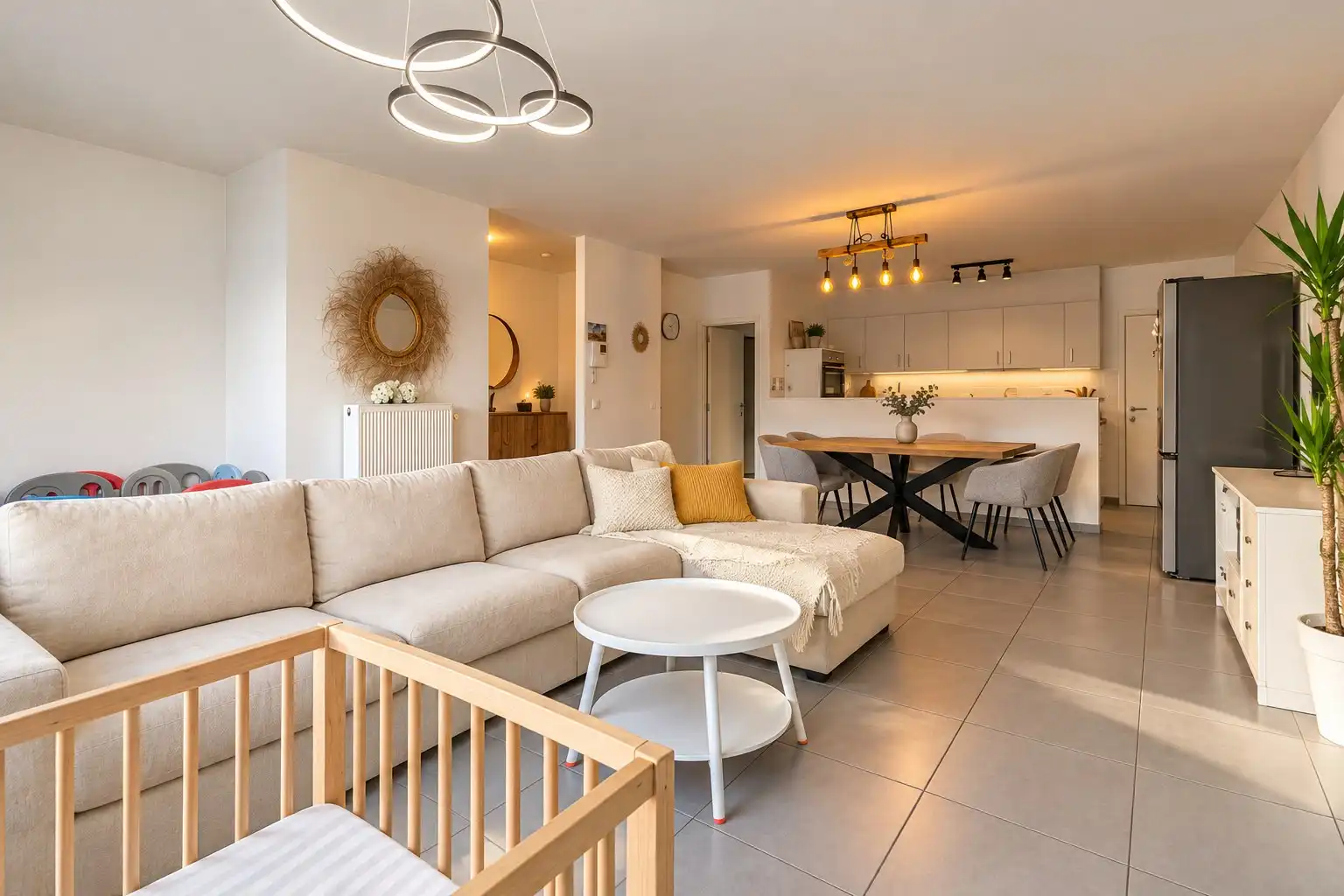 INSTAPKLAAR APP MET 2 SLAAPKAMERS, TERRAS & GARAGE ! foto 5