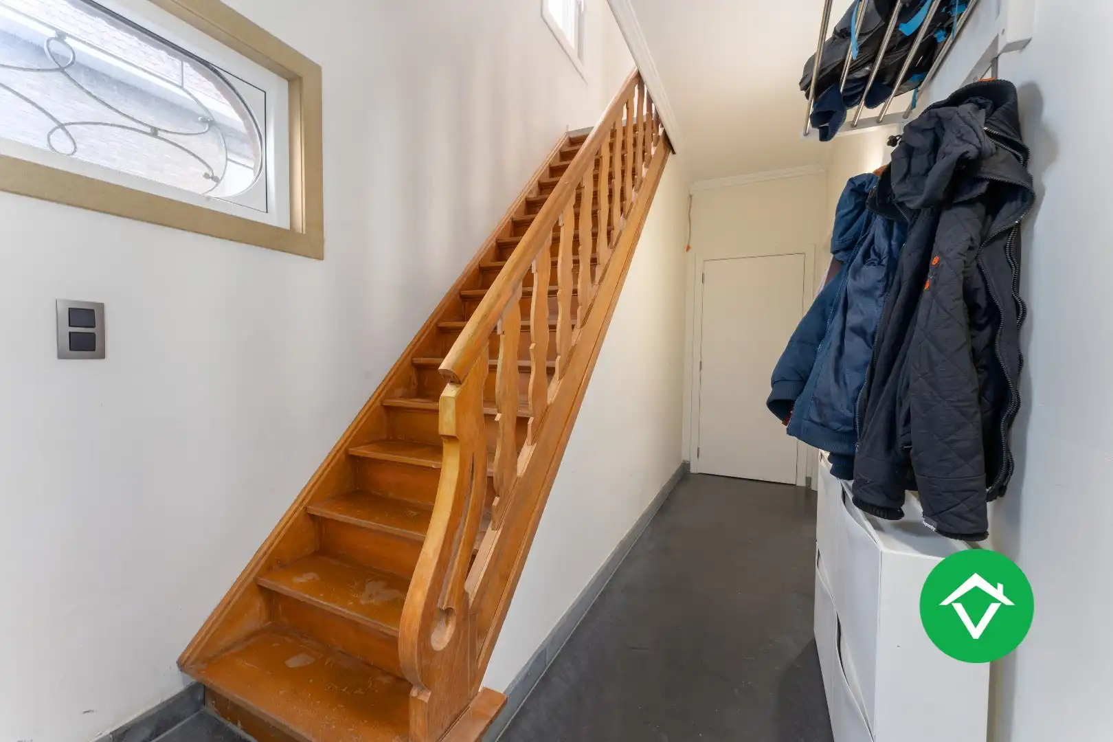 Instapklare woning met 2 slaapkamers en zicht op de groene velden te Eernegem foto 3