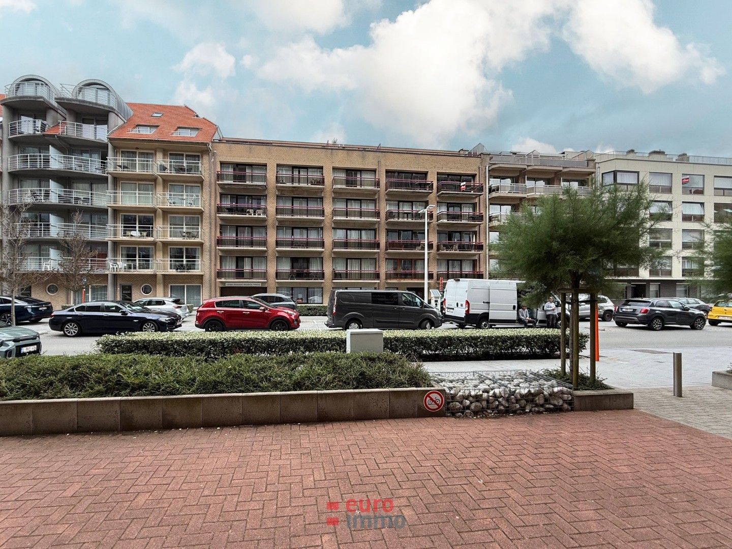 ()=>{if(producerUpdateValueVersion(node),producerAccessed(node),node.value===ERRORED)throw node.error;return node.value} Franslaan 73/04.04 - 8620 Nieuwpoort