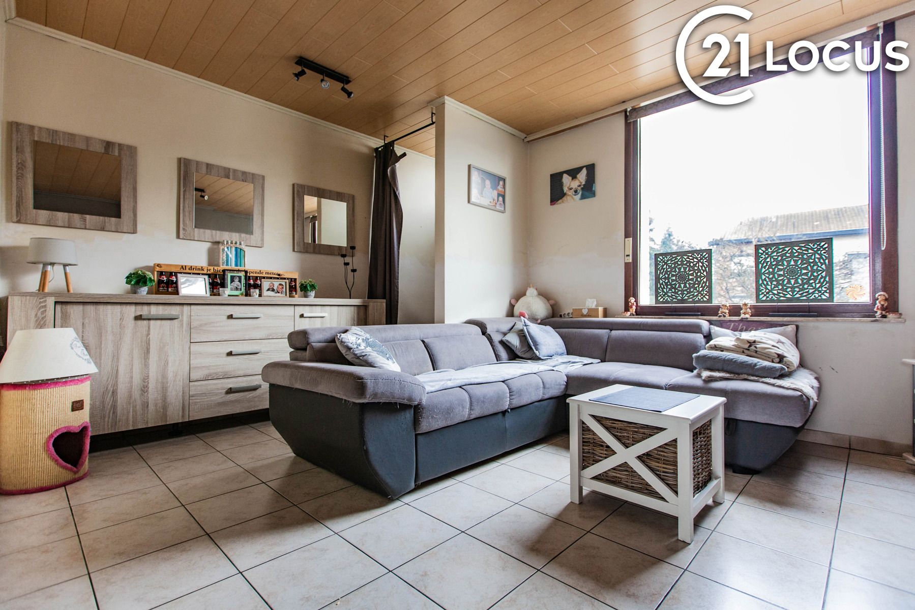 Op te frissen woning met grote weide , unieke kans in Beveren foto 5