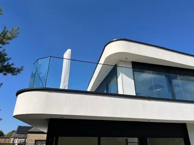 Recent gebouwde, energiezuinige villa gelegen in een rustige dreef van een centraal gelegen villawijk te Knokke-Heist. foto 17