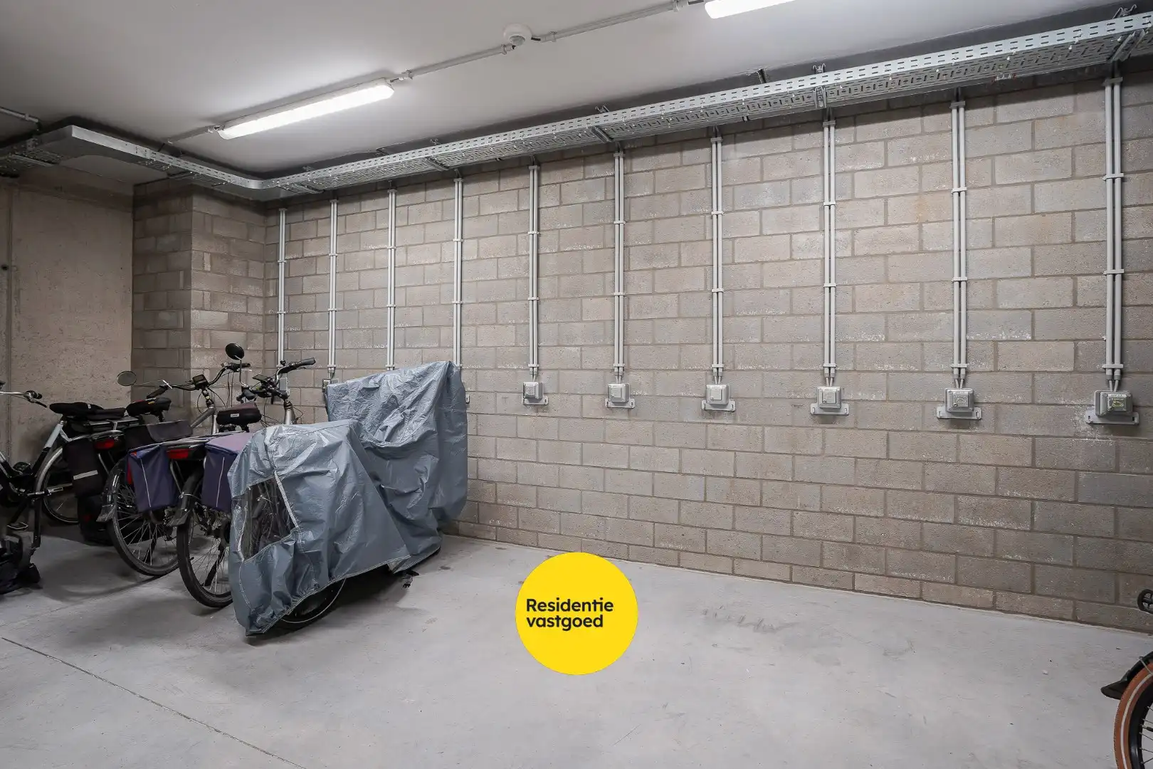 Prachtige assistentiewoning in hartje Aartrijke foto 10