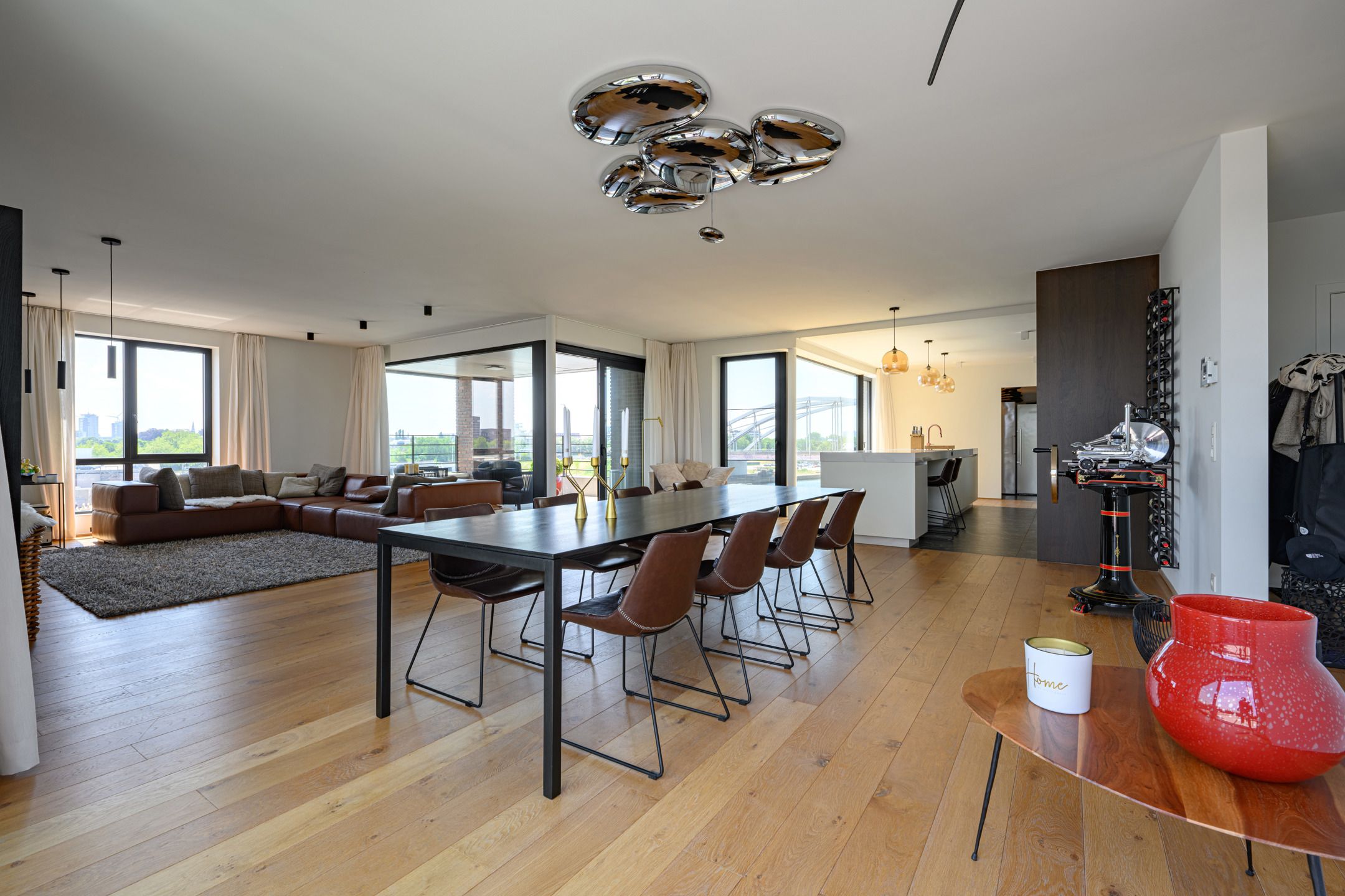 Riant appartement met ruime terrassen en 3 slaapkamers foto 8