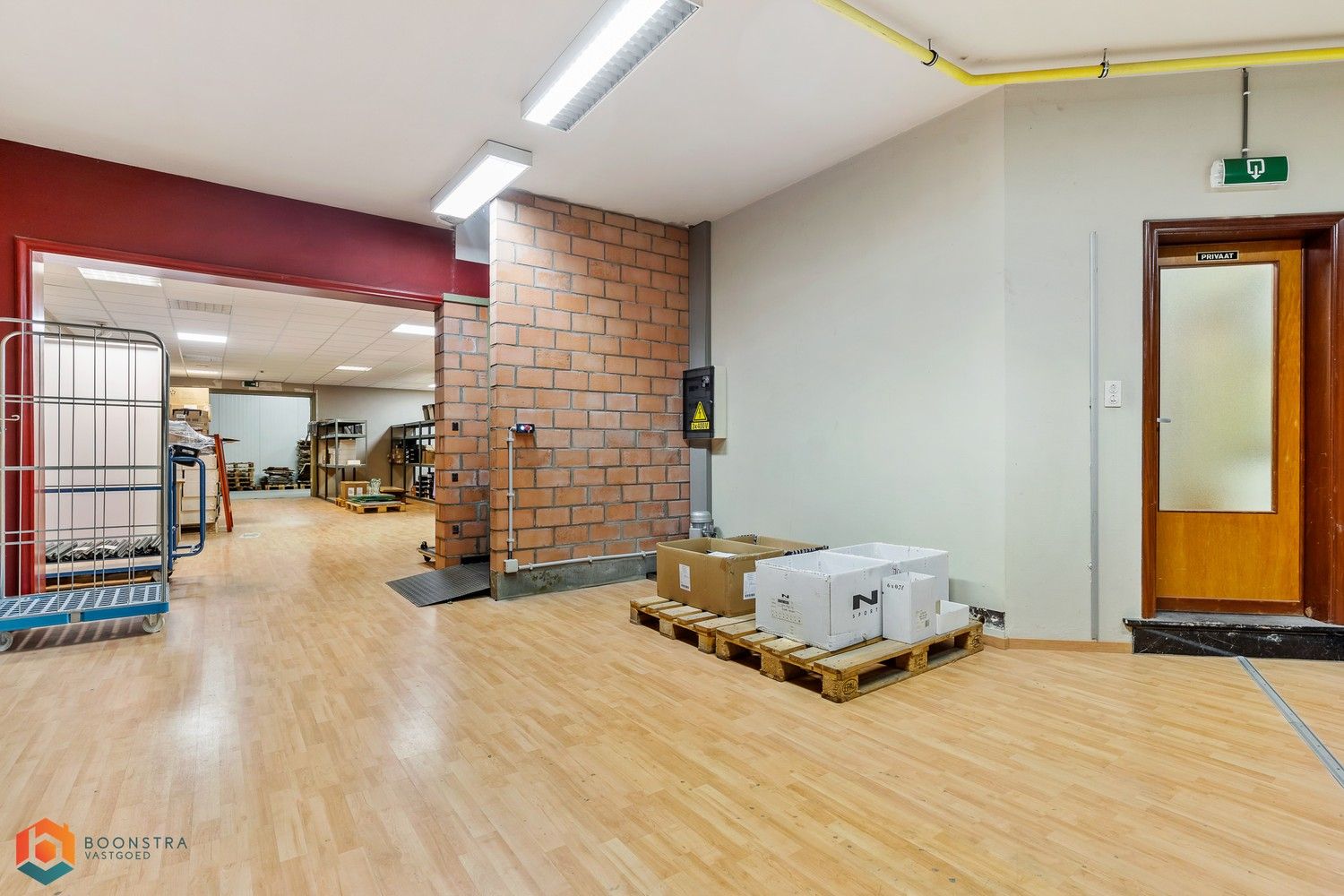 Handelspand op toplocatie met grote visibiliteit en veelzijdige mogelijkheden (1030m2) foto 17