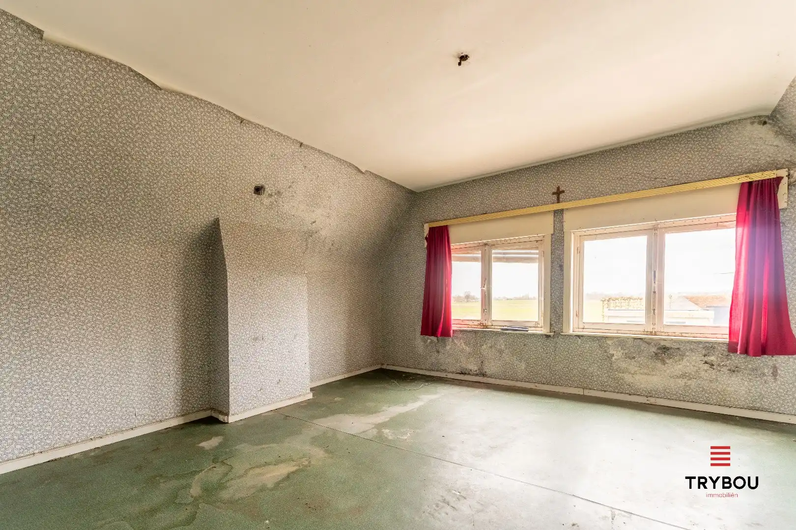 Te renoveren woning met bijgebouw en tuin in Houthulst foto 13