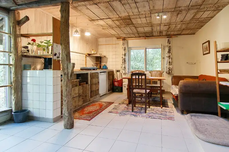 Kom tot rust in deze uitzonderlijk rustig gelegen 'te renoveren' langgevelhoeve op meer dan 2,5 hectaren foto 11