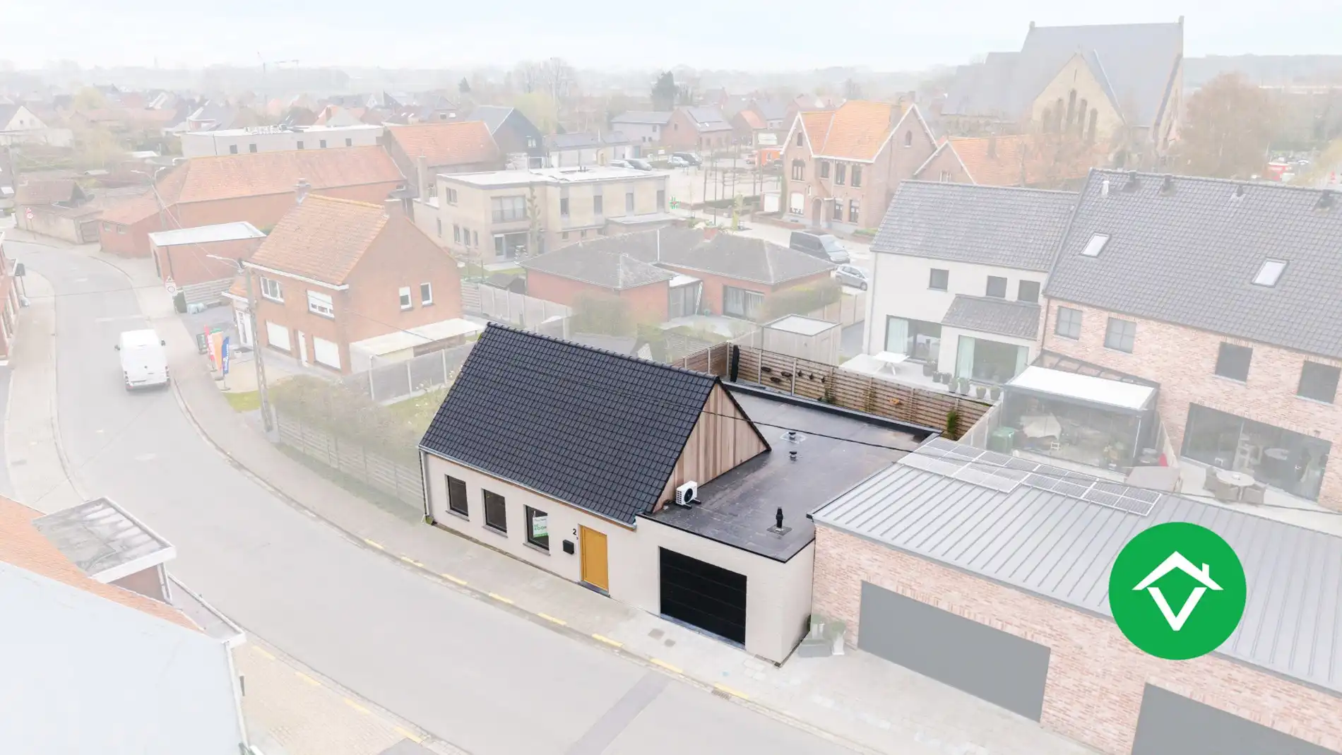 Gerenoveerde en energiezuinige woning in Mokker (Koekelare) - instapklaar wonen met comfort foto {{pictureIndex}}