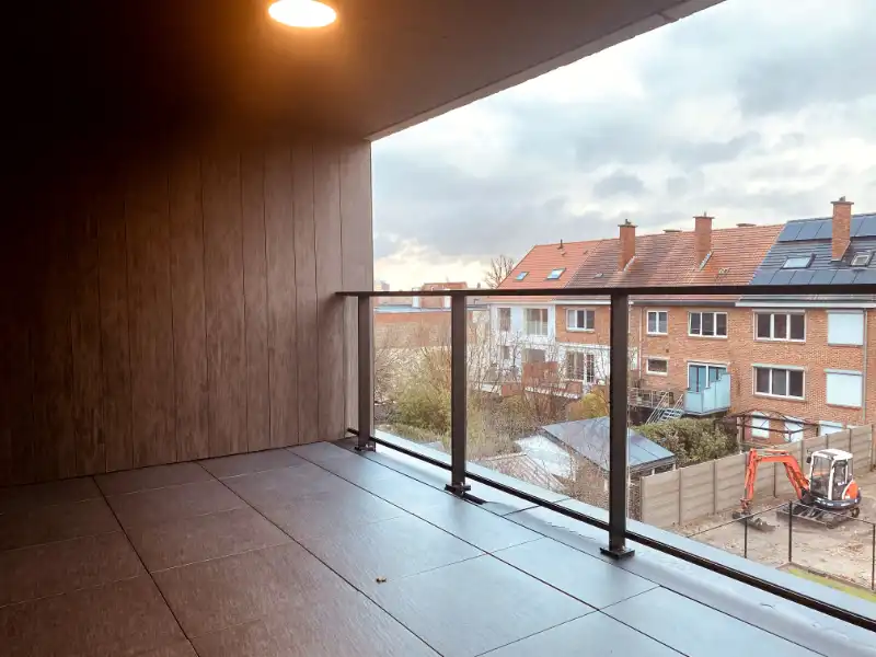 Instapklaar 2 slaapkamer appartement vlakbij centrum foto 4