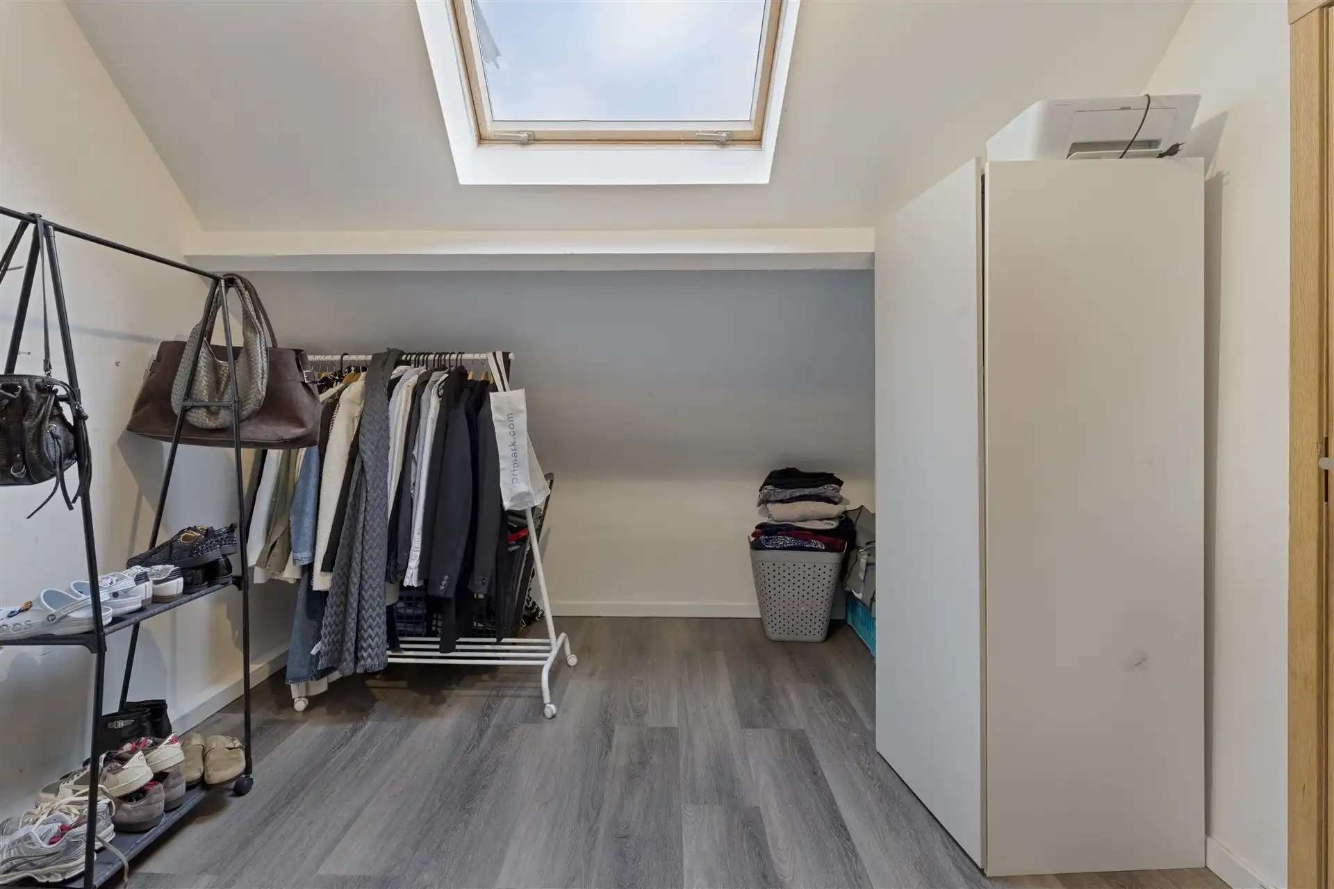 Gerenoveerd handelshuis met 4 tot 6 slaapkamers en zonnige tuin. foto 24