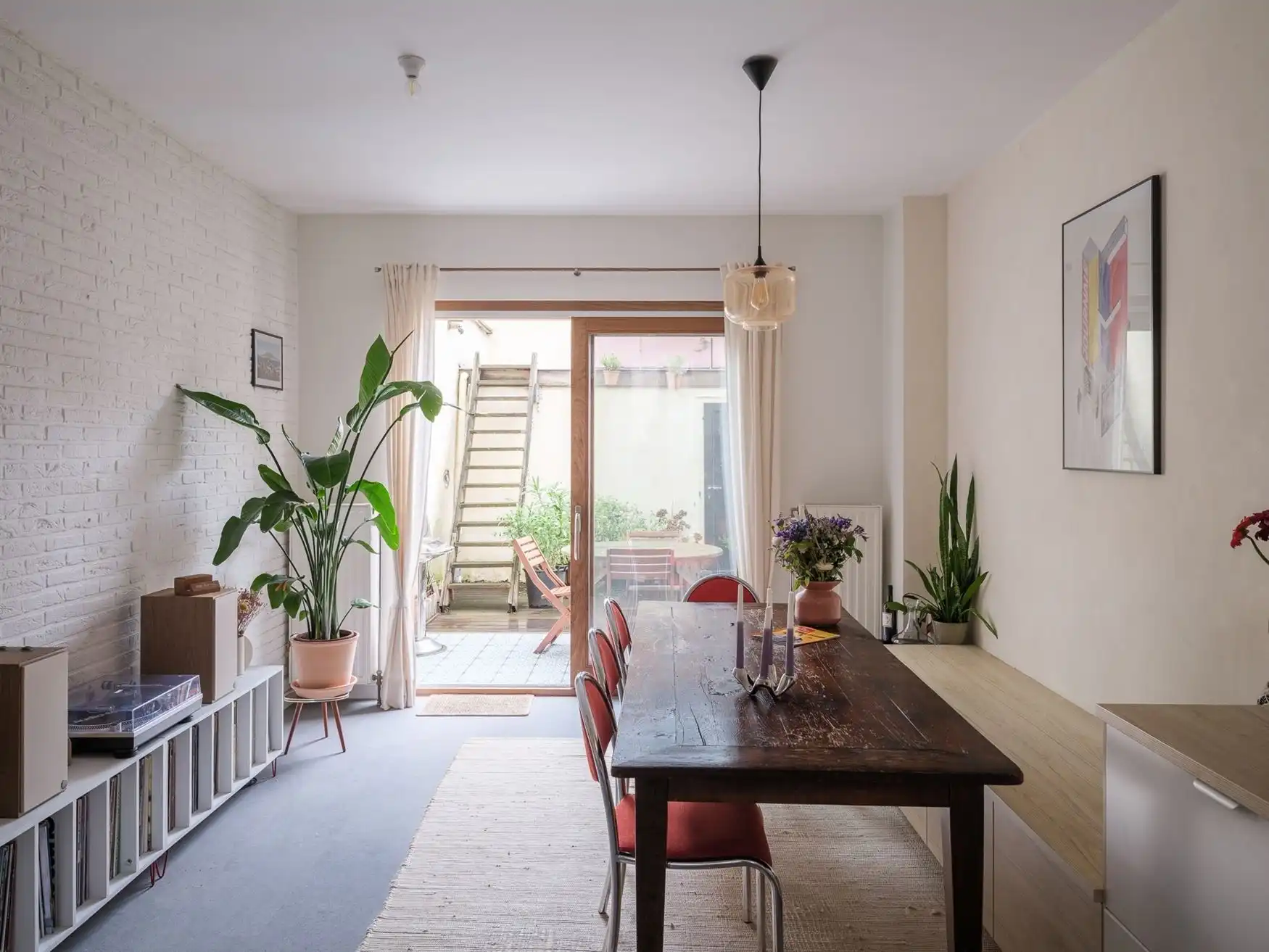 Charmante gerenoveerde gezinswoning met tuin in Gent. foto 4