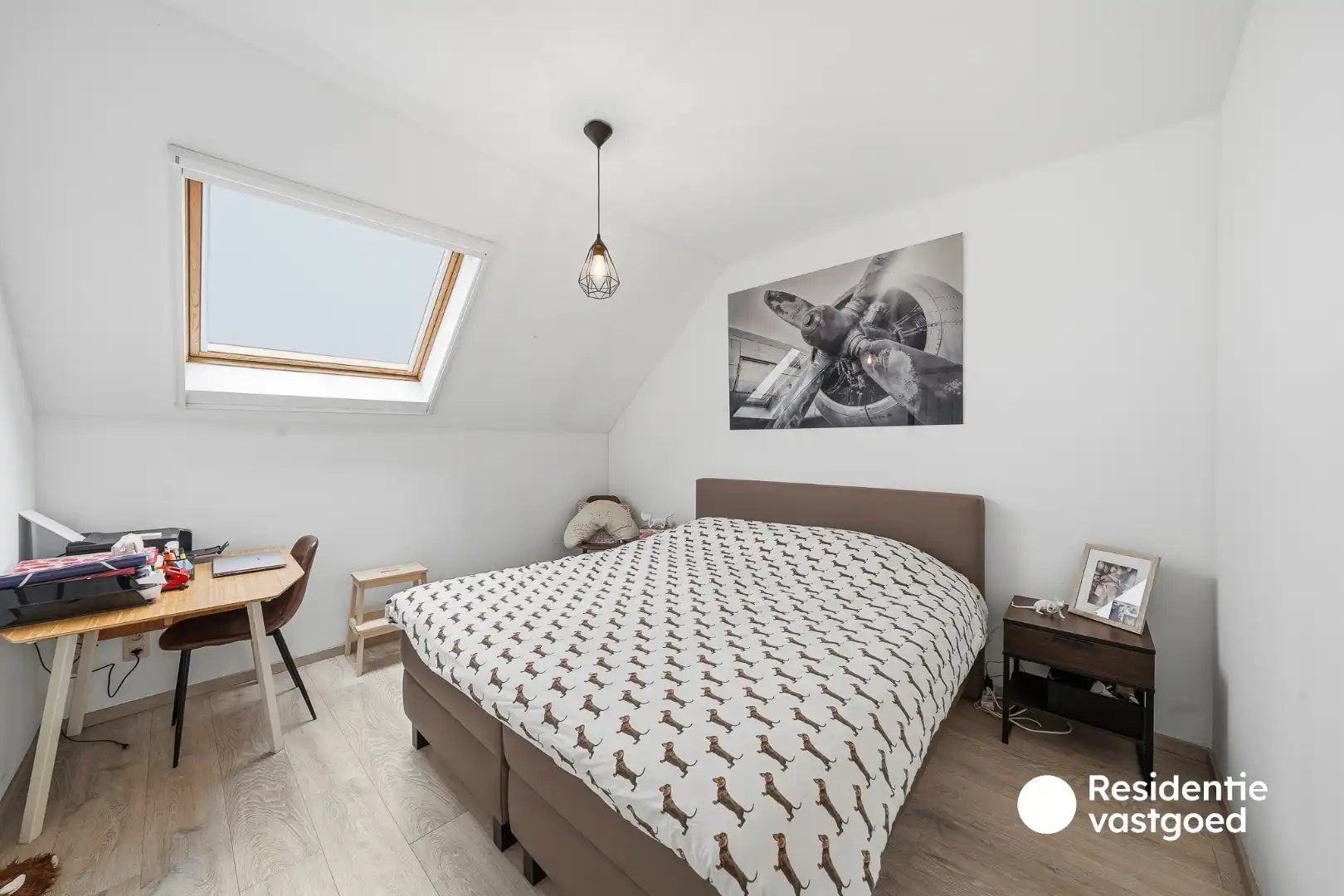 Karaktervolle en instapklare gezinswoning met vier slaapkamers foto 21