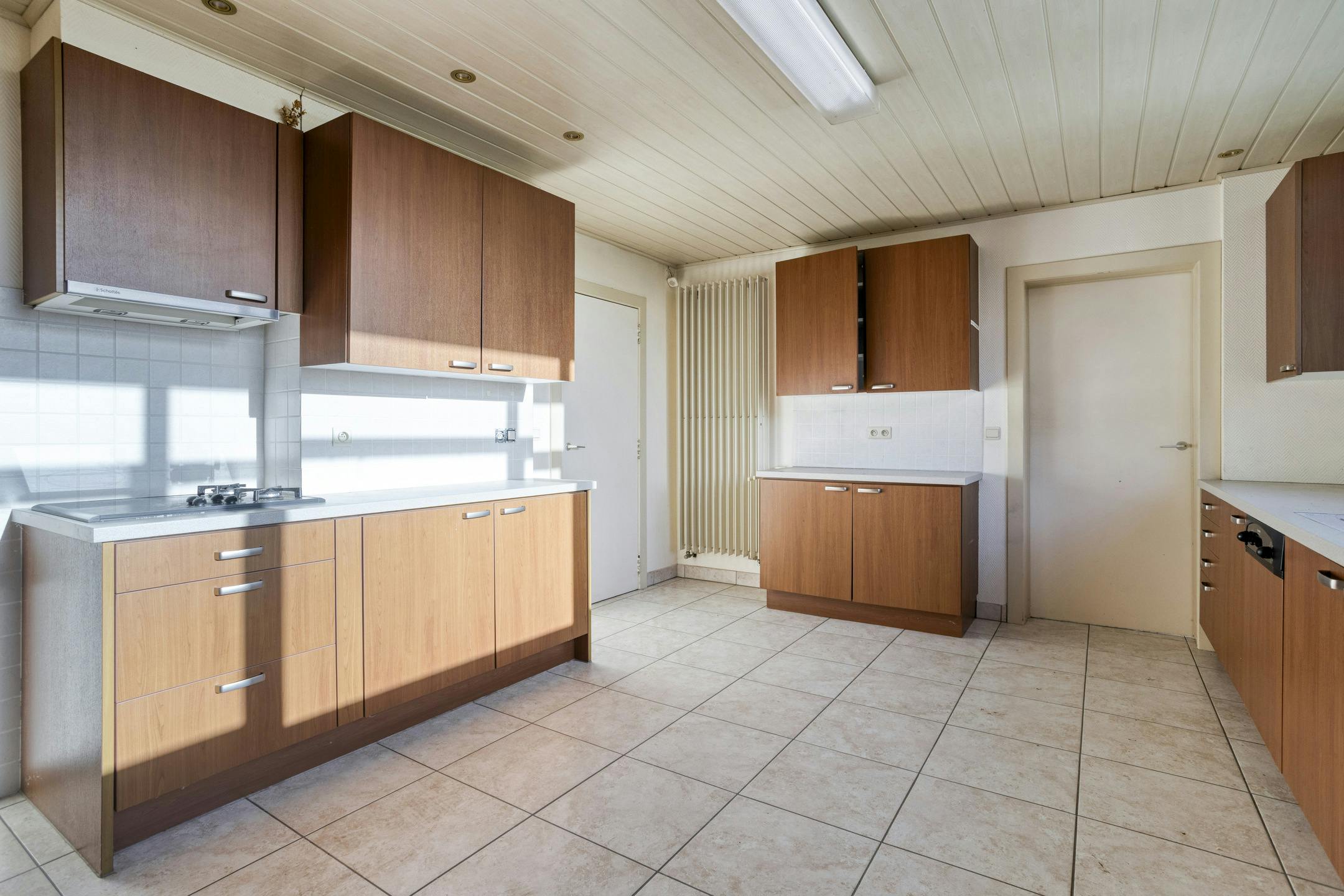 Ruime woning met loods op 2.127m² te Lo-Reninge. foto 18