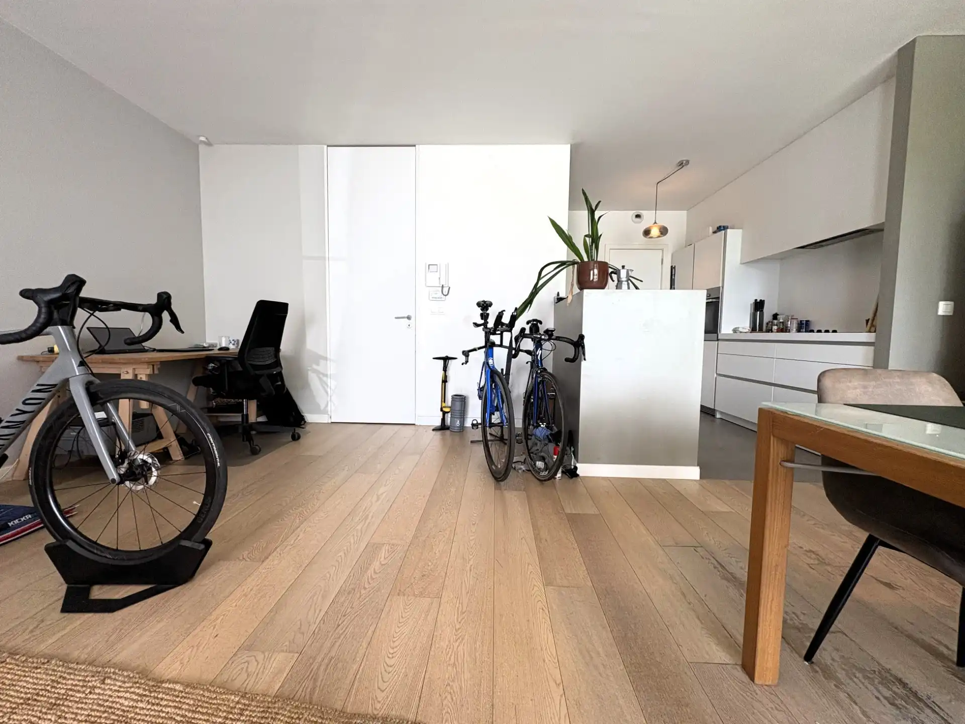 Ruime duplex appartement in Gent foto 6
