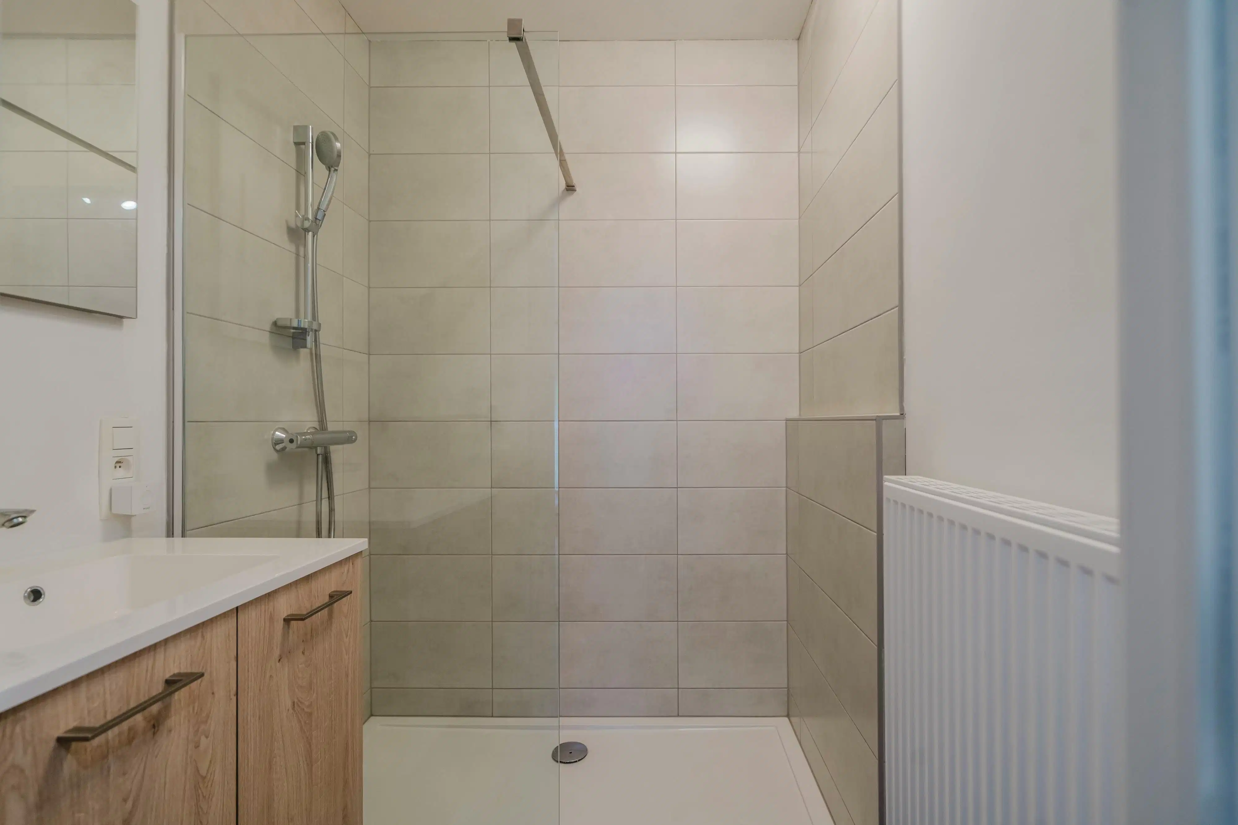 Instapklaar appartement met tuin en staanplaatsen in Heule! foto 13