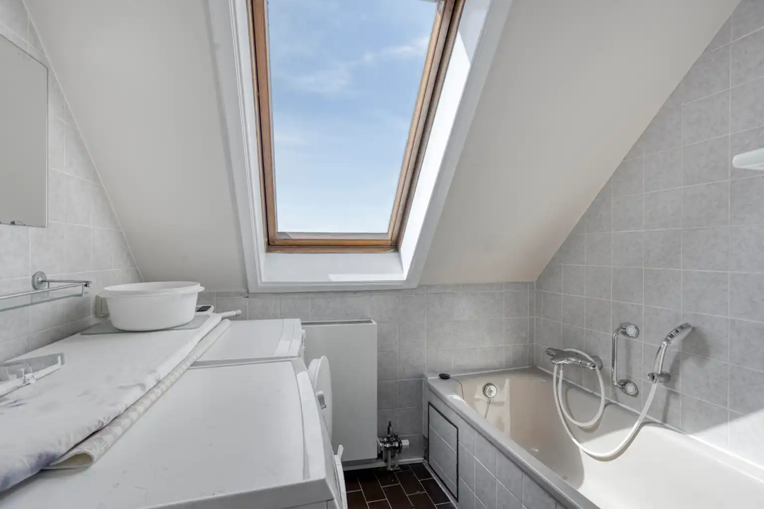 Zeer ruime duplex met 4 slaapkamers en terrassen in Jette foto 25
