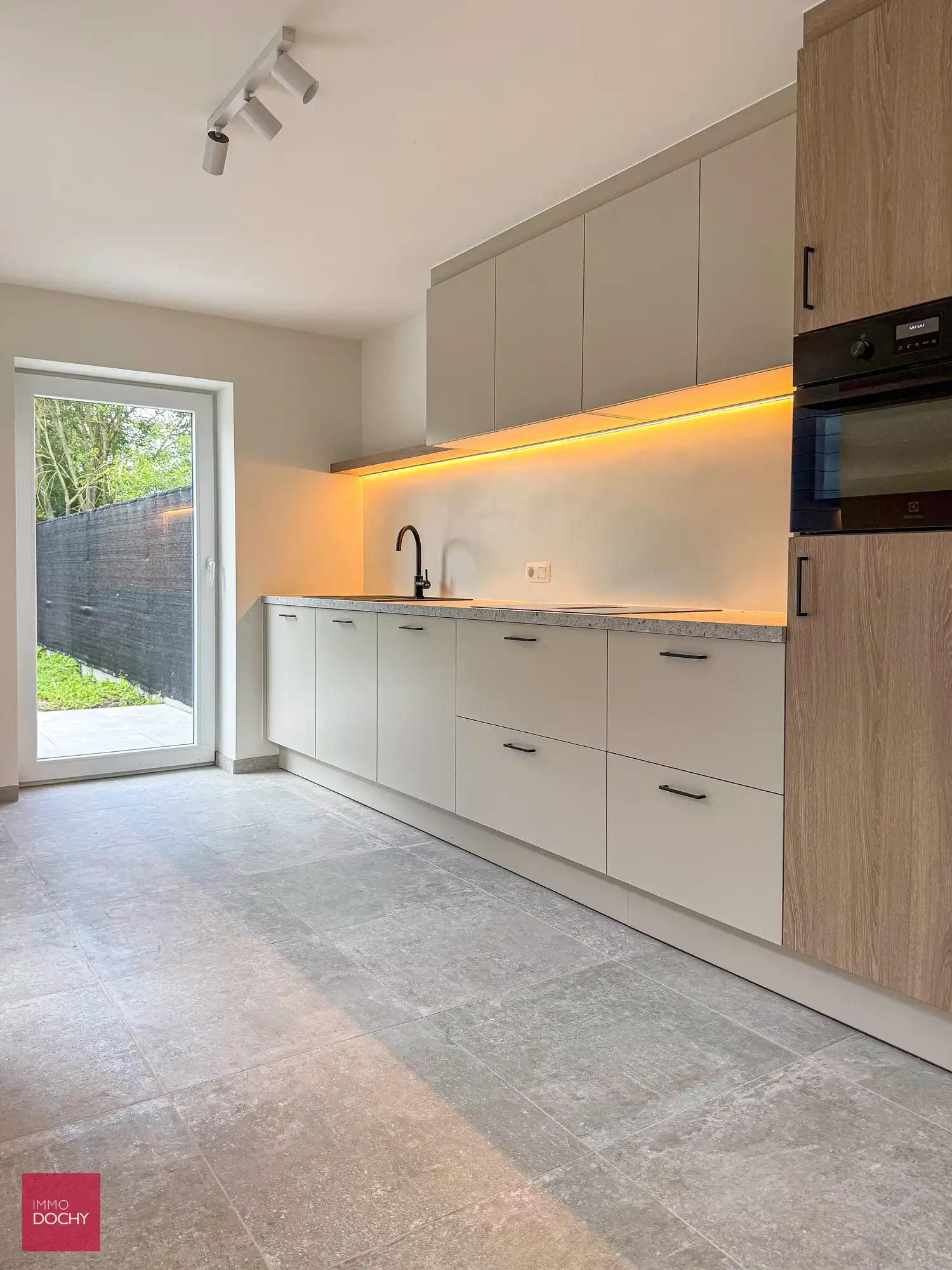 Volledig gerenoveerde woning op fietsafstand van centrum | Marksesteenweg foto 6