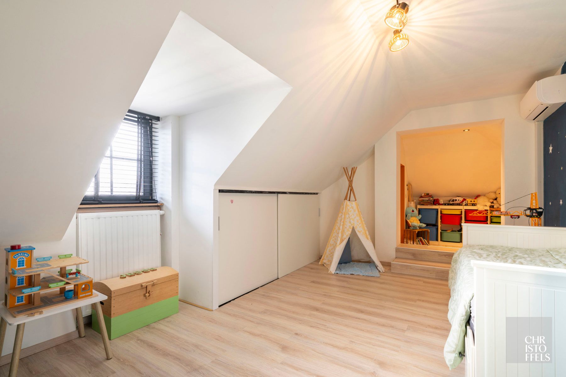 Instapklare woning (279m²) in groene omgeving te Kesselt-Lanaken! foto 21