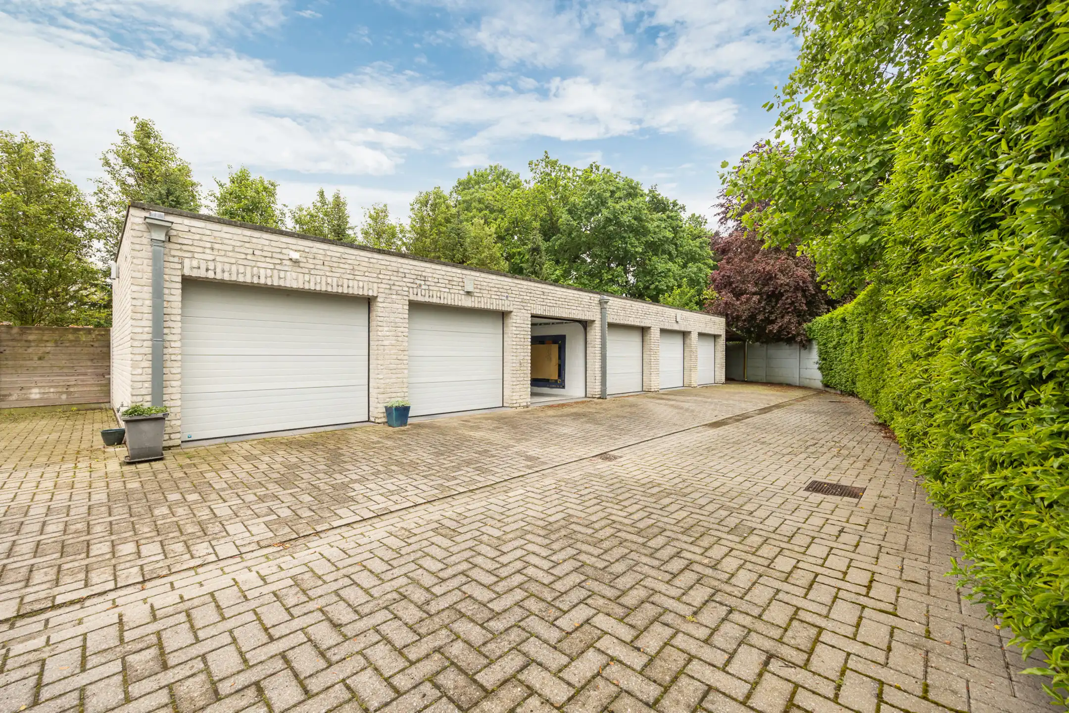 Appartement met terras en garagebox foto 25