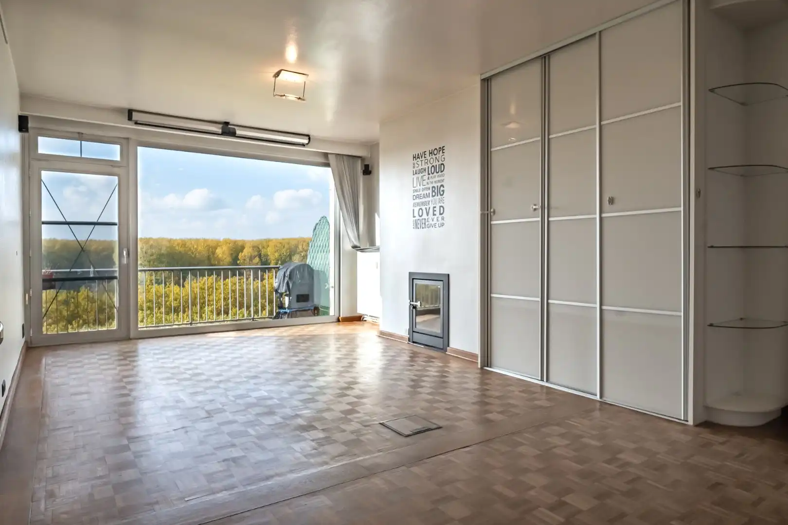 Appartement met twee slaapkamers op 10de verdieping foto 4