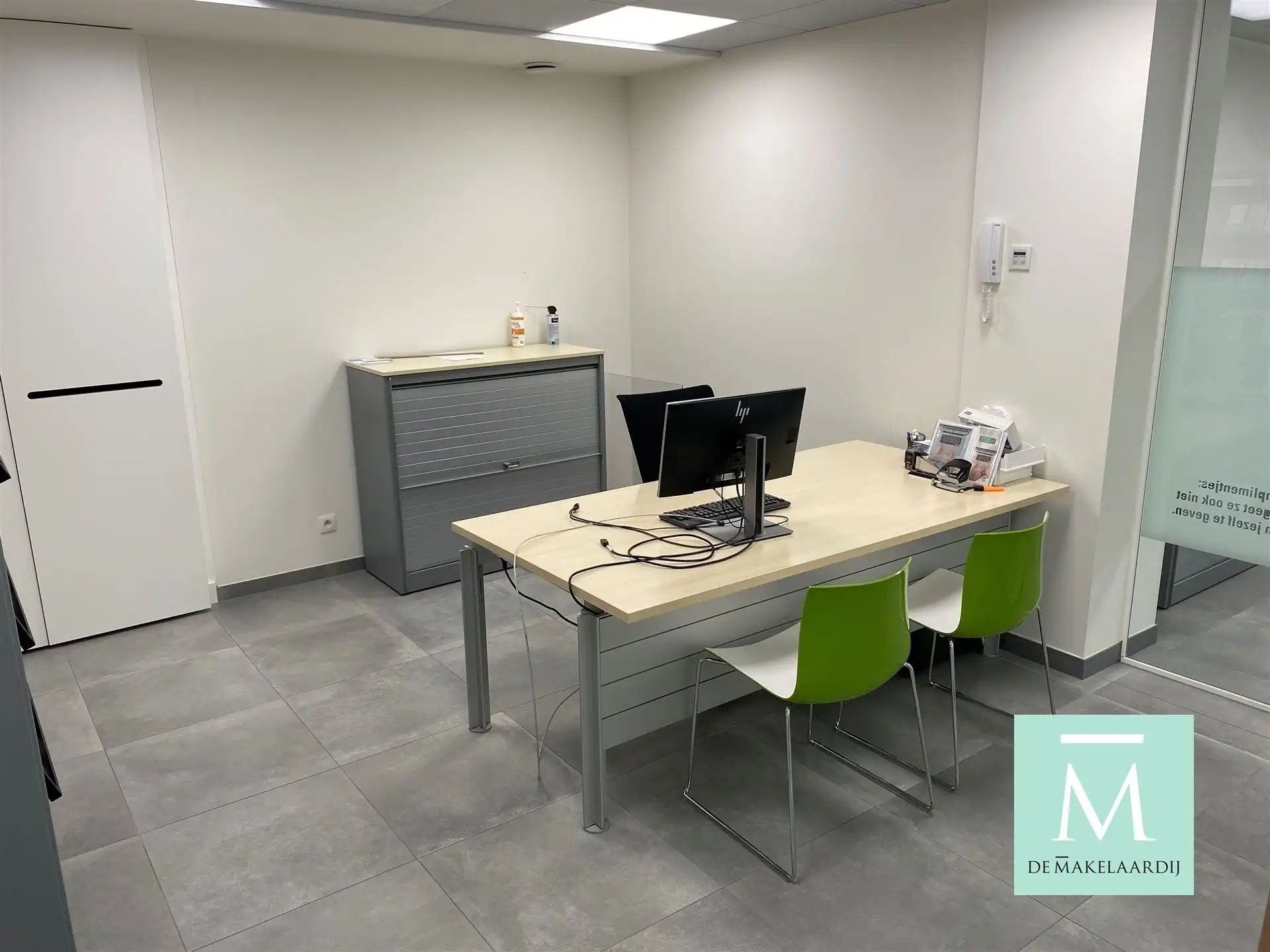 Uitstekend gelegen kantoor/handelspand in het centrum van St-Katelijne-Waver foto 10