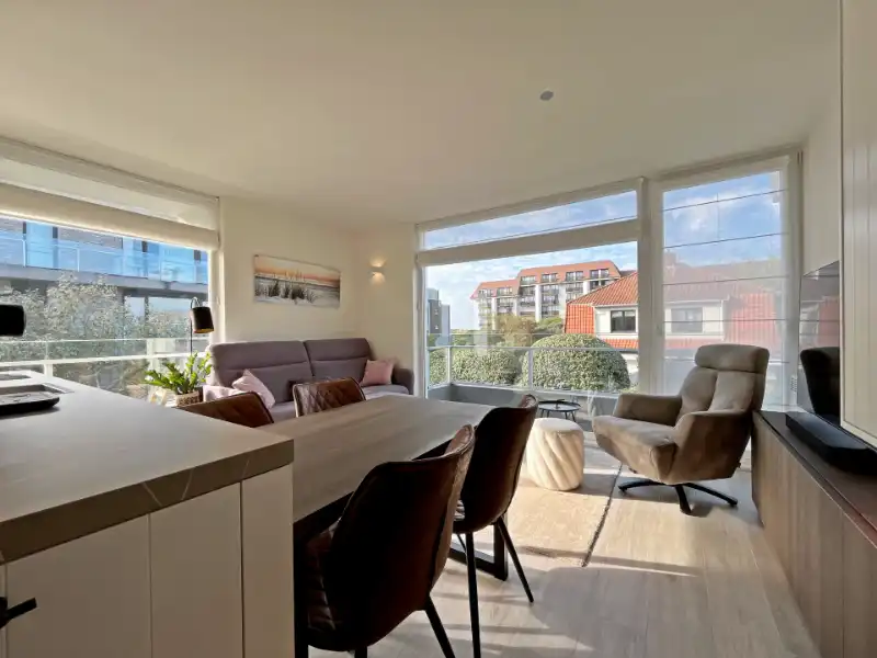 MODERN GERENOVEERDE STUDIO MET APARTE SLAAPHOEK VLAK BIJ DE ZEE EN HET SYCOD foto 7