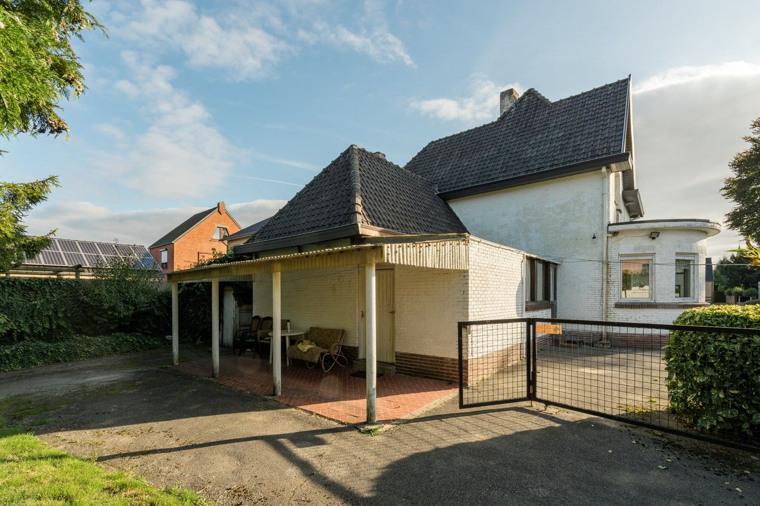 Karaktervolle woning met potentieel op toplocatie in het centrum van Hechtel foto 22