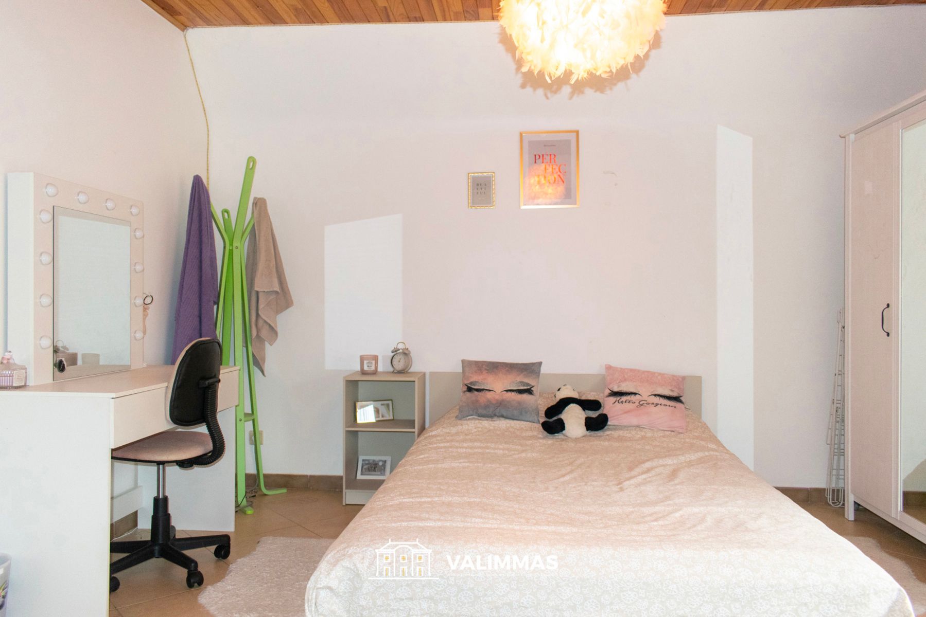 Ruime, instapklare woning met bijgebouw/studio en grote tuin foto 11