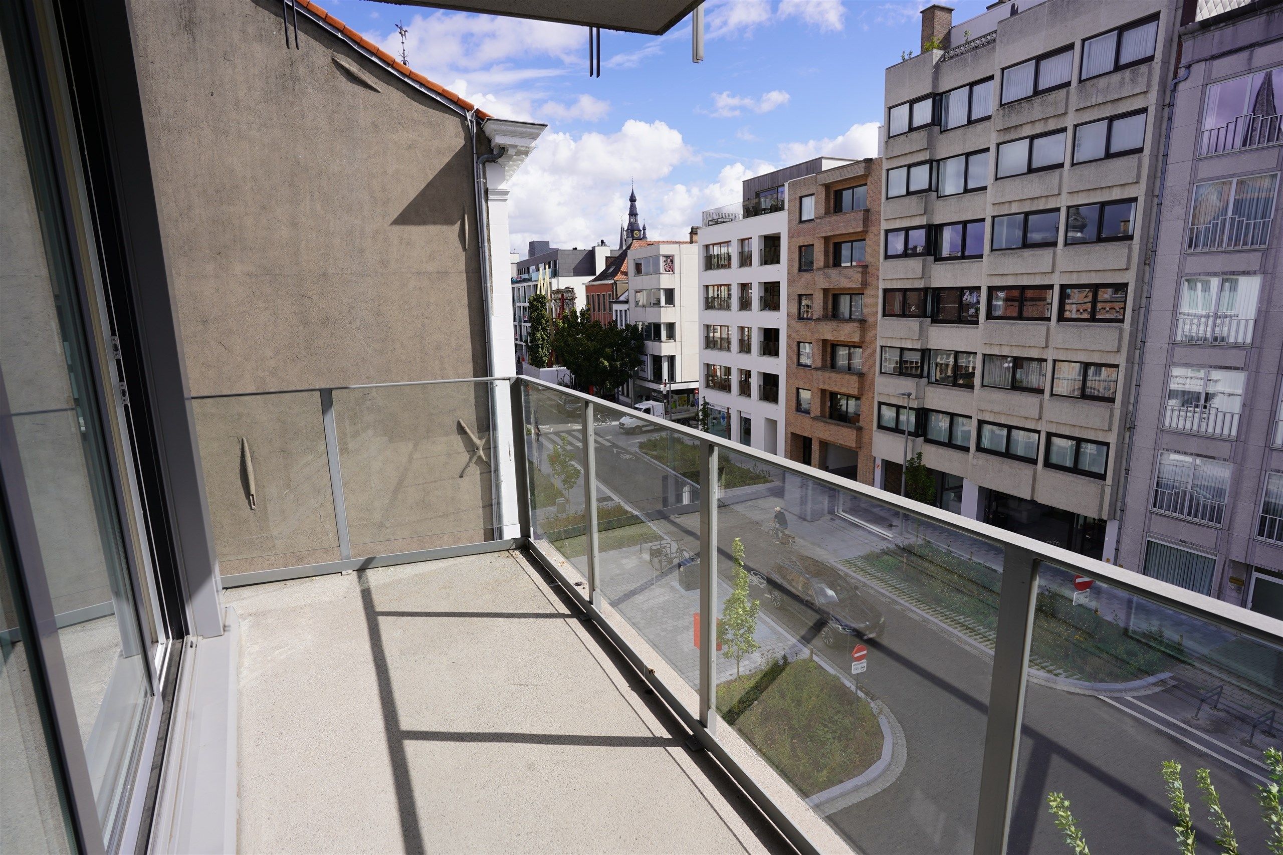 Luxeappartement met 2 slpks, 2 badk, dressing & staanplaats foto 8