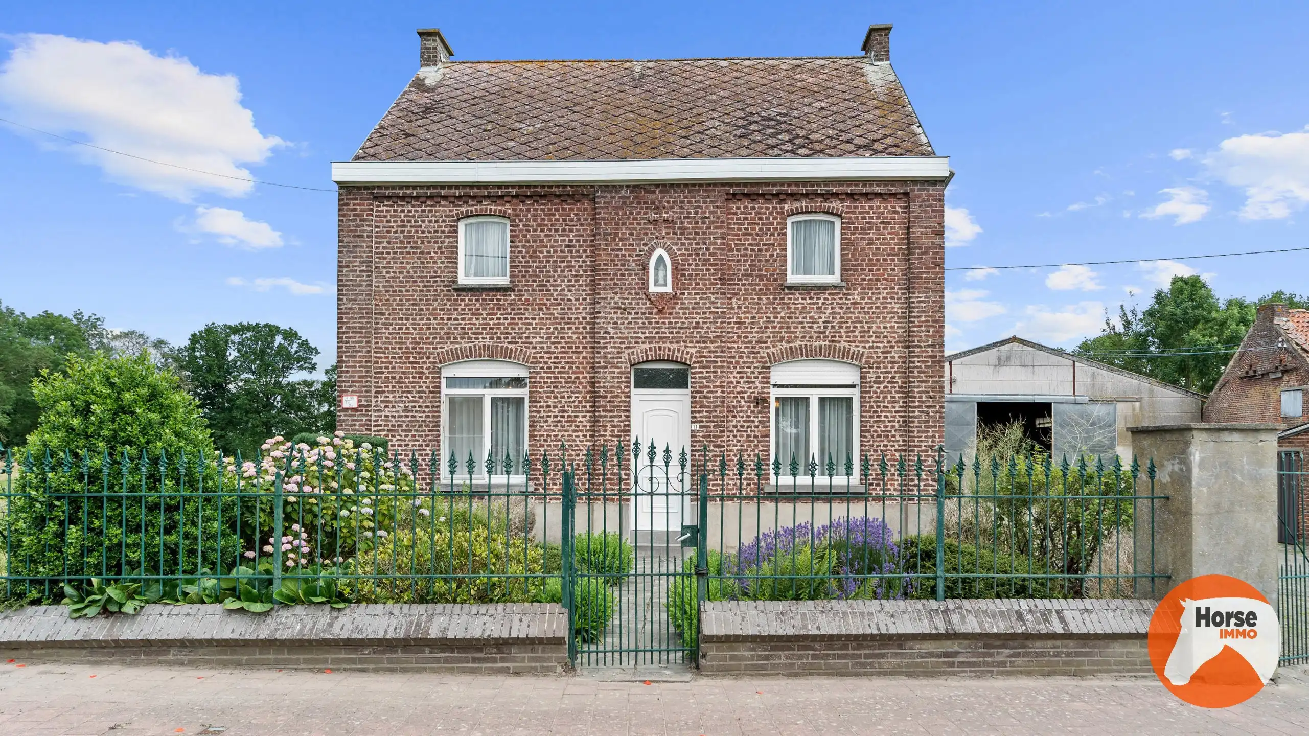 ERPE-MERE - Charmante hoeve met ruime loods op 1,33HA foto 7