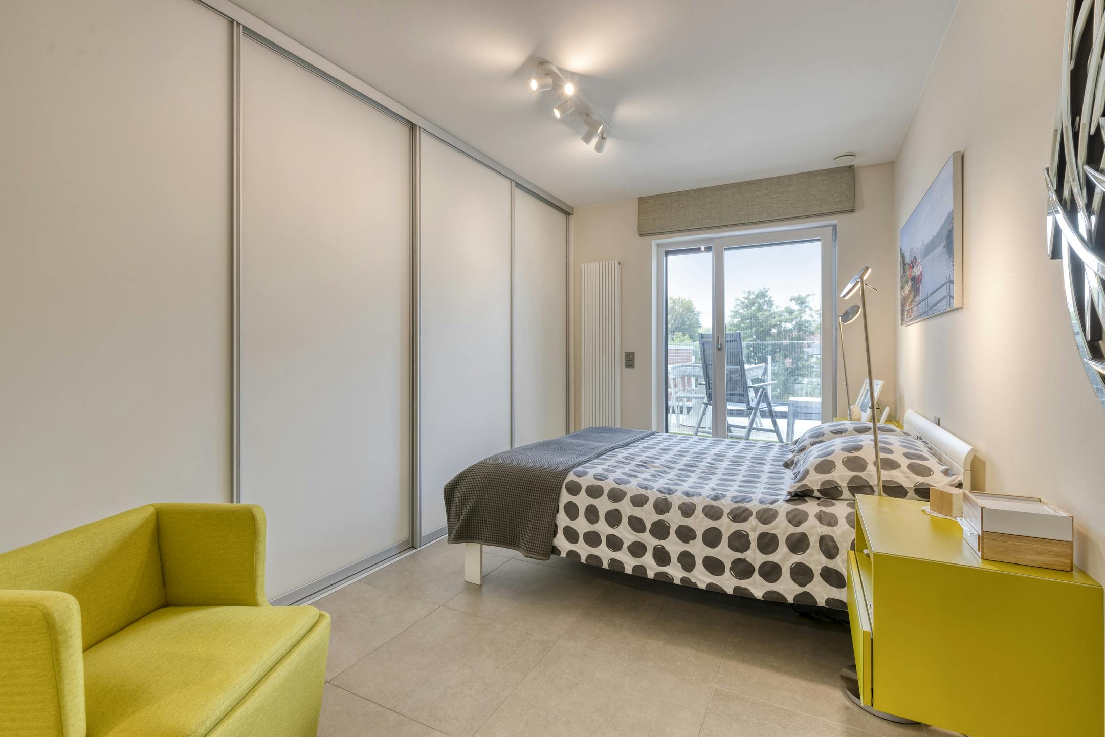 Instapklaar appartement met ruim terras in Koksijde dorp foto 17
