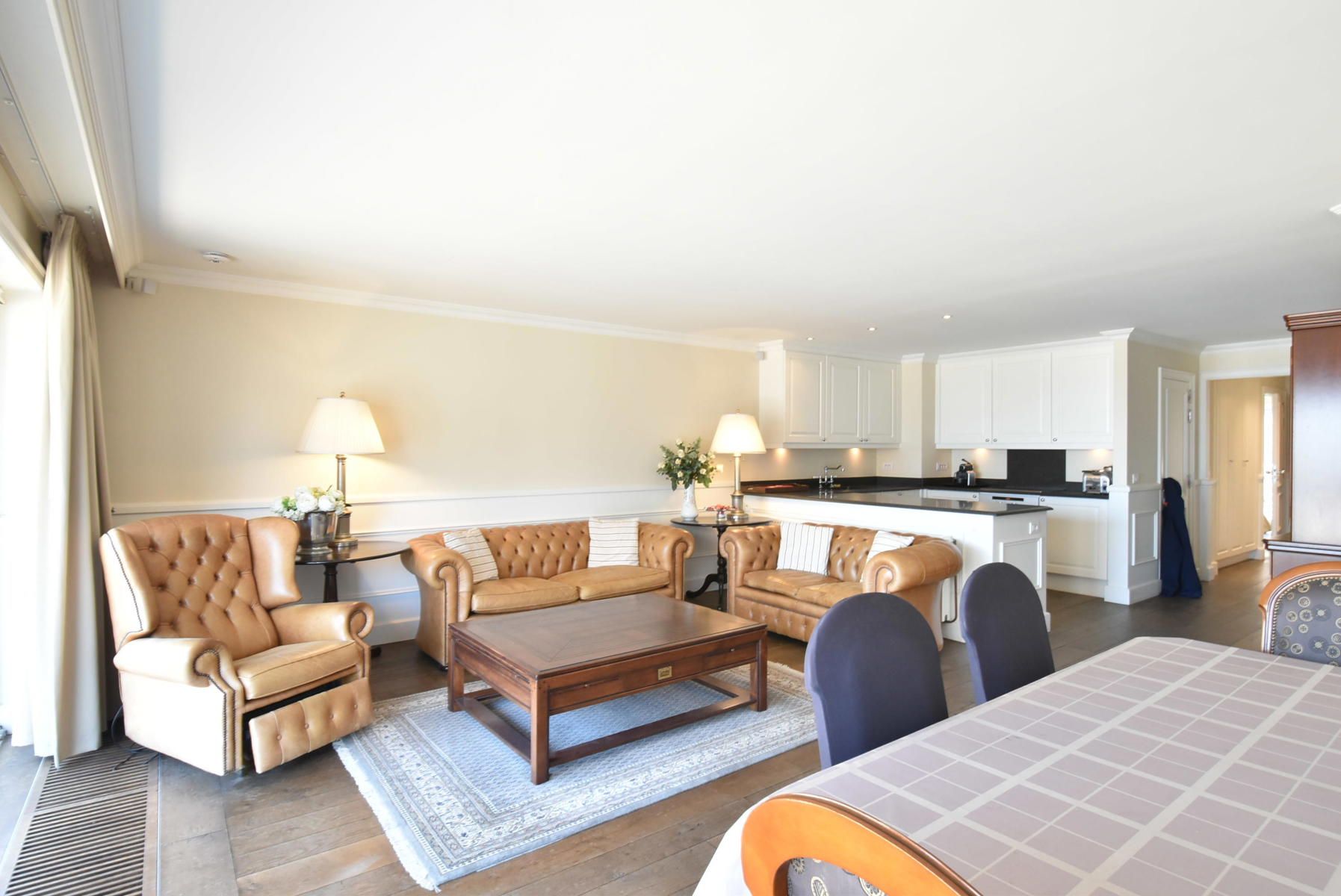 Appartement te huur foto {{pictureIndex}}