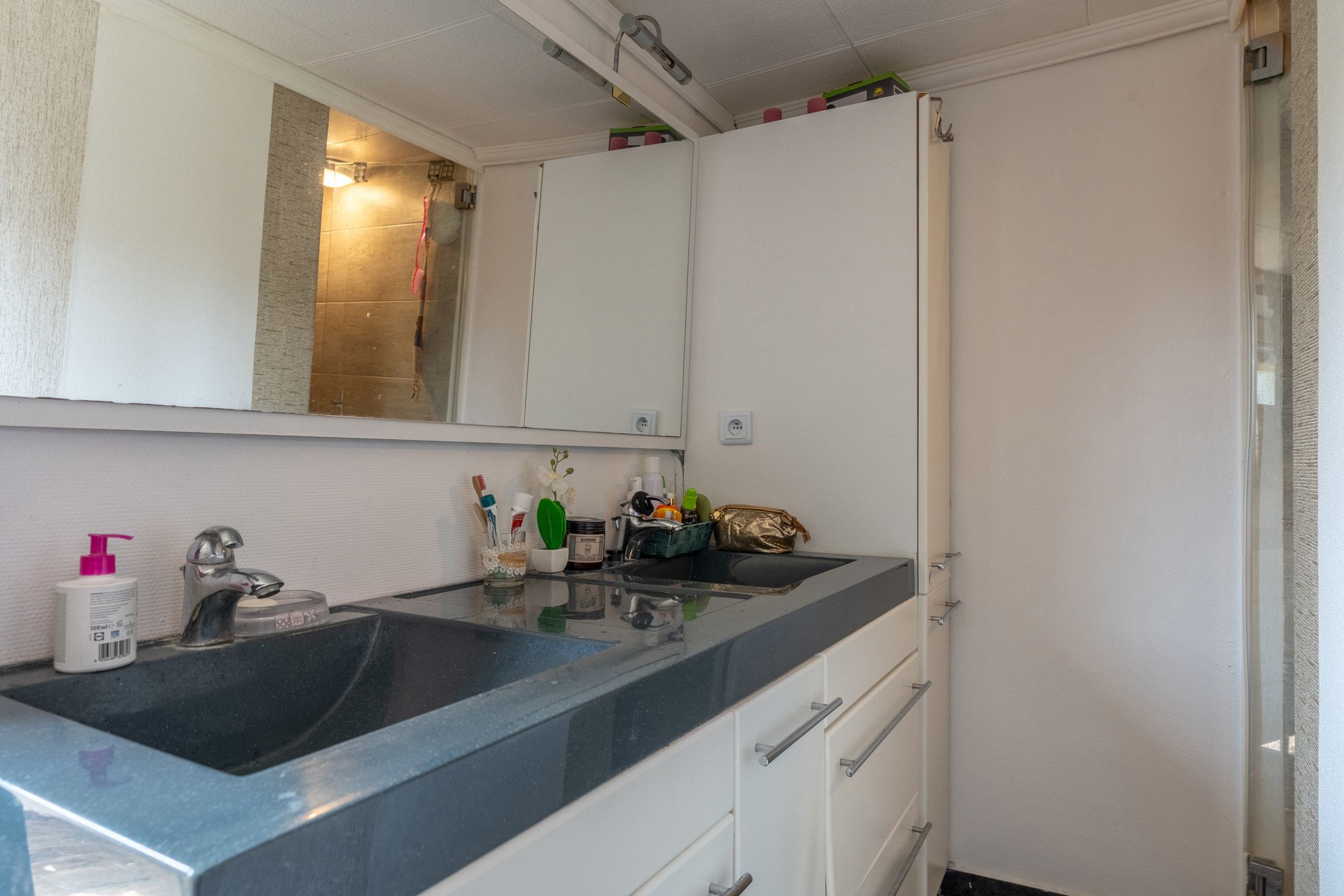 Centraal gelegen gezinswoning met 4 slaapkamers te Turnhout. foto 12