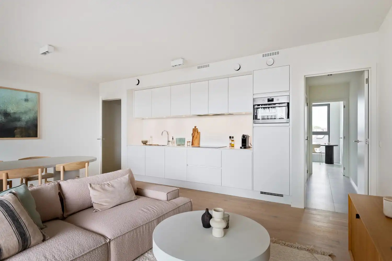 Twee slaapkamer appartement met ruim overdekt terras in De Lesselier foto {{pictureIndex}}