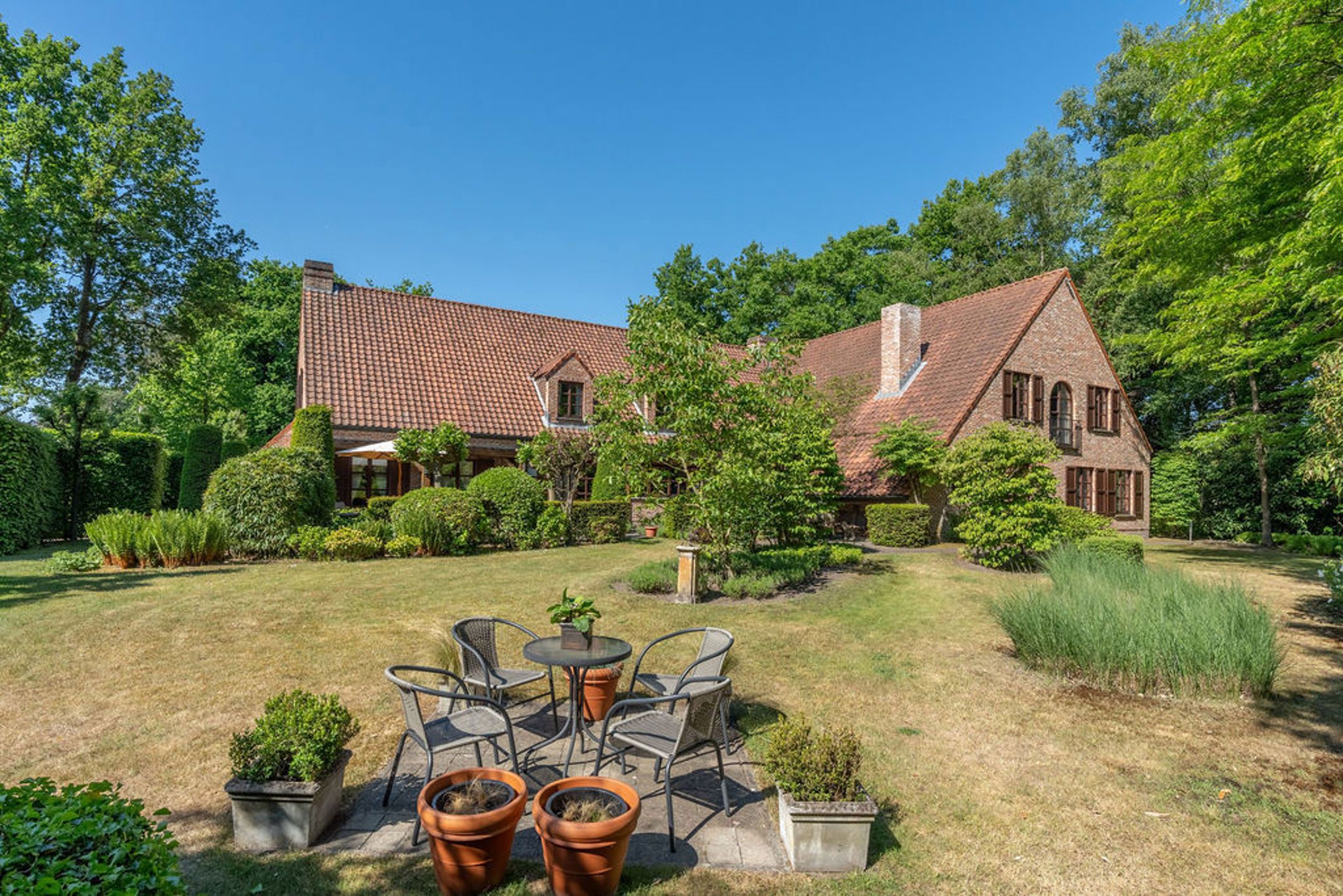 Ruime villa met 6 slpk op 2.295 m² grond met veel privacy foto 69