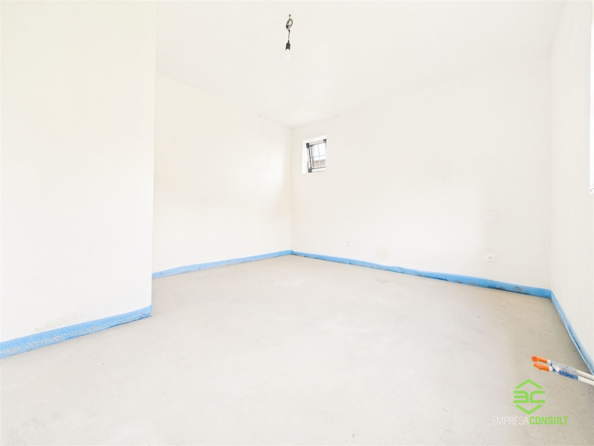 Afgewerkte nieuwbouw met 5 slpk en 2 badk onder registratie! foto 17