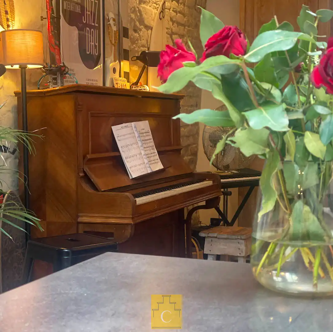 17e-18e eeuws diephuis vlakbij de Markt, authentiek met eigentijdse touch, energiezuinig en stil foto 5